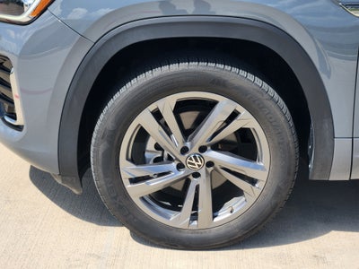 2024 Volkswagen Atlas Cross Sport 2.0T SEL R-Line