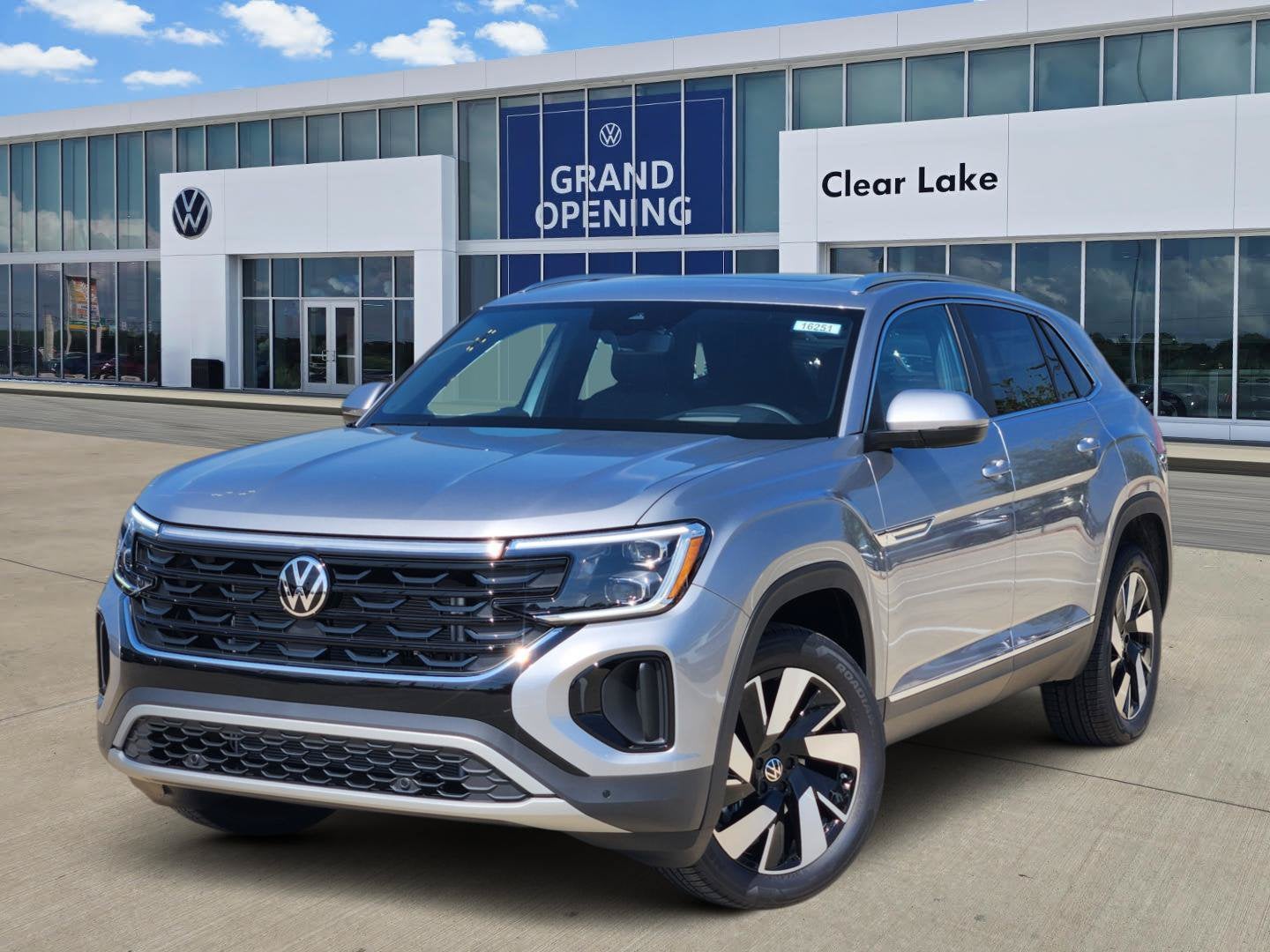 2026 Volkswagen Atlas Cross Sport 2.0T SEL
