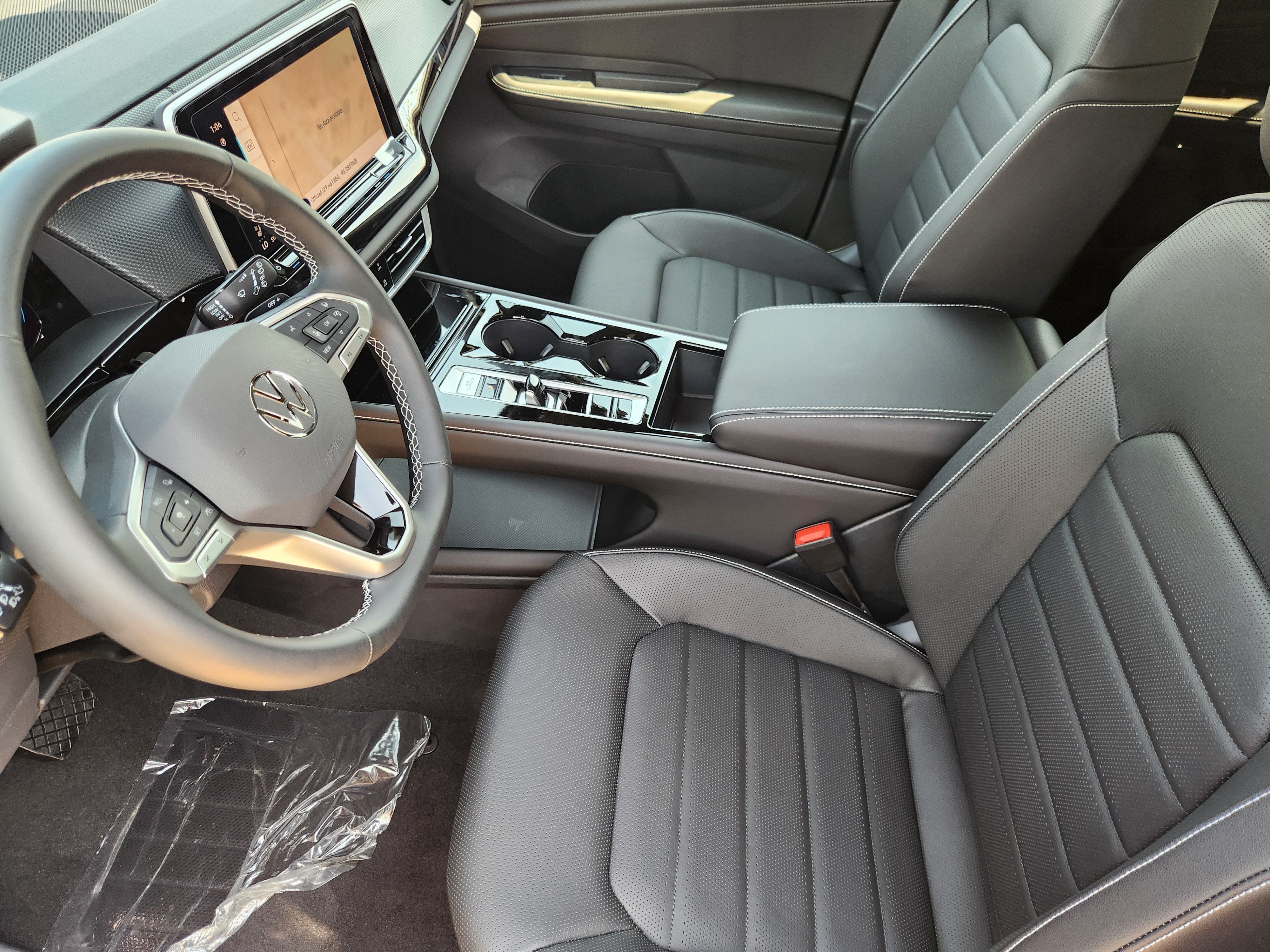 2026 Volkswagen Atlas Cross Sport 2.0T SEL