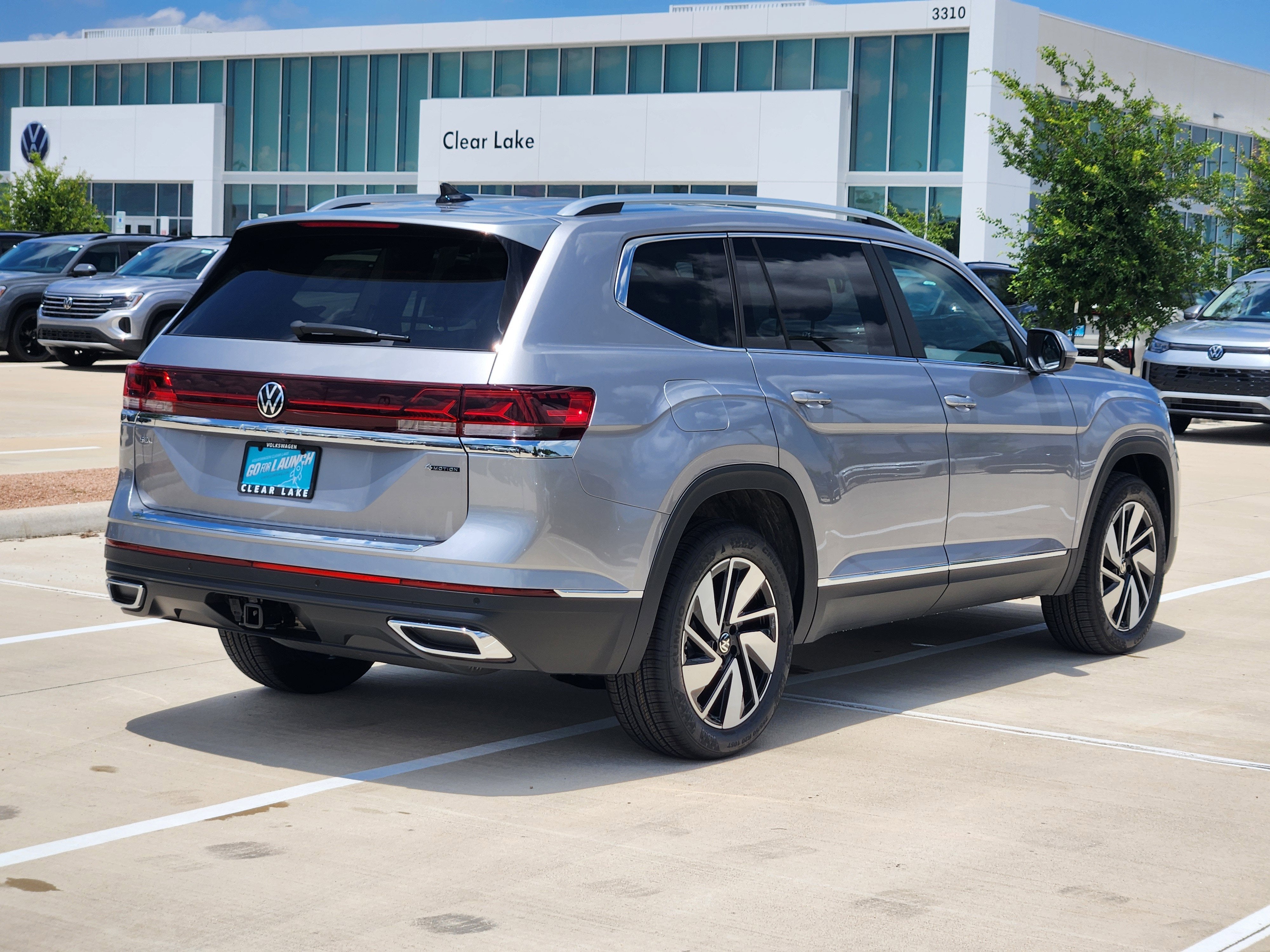 2026 Volkswagen Atlas 2.0T SEL