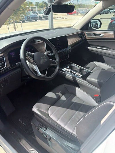 2025 Volkswagen Atlas 2.0T SEL