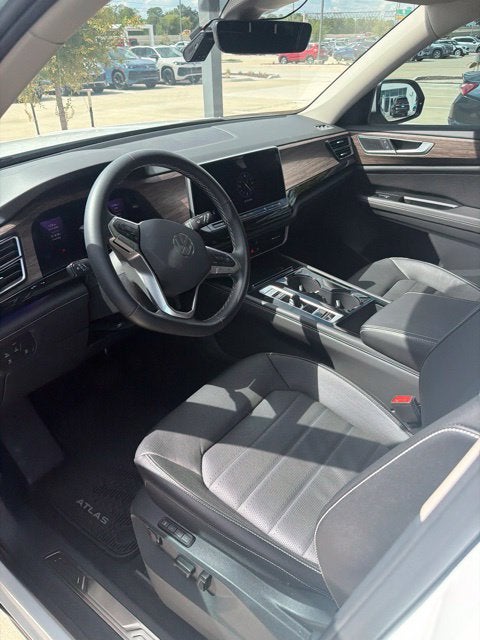 2025 Volkswagen Atlas 2.0T SEL
