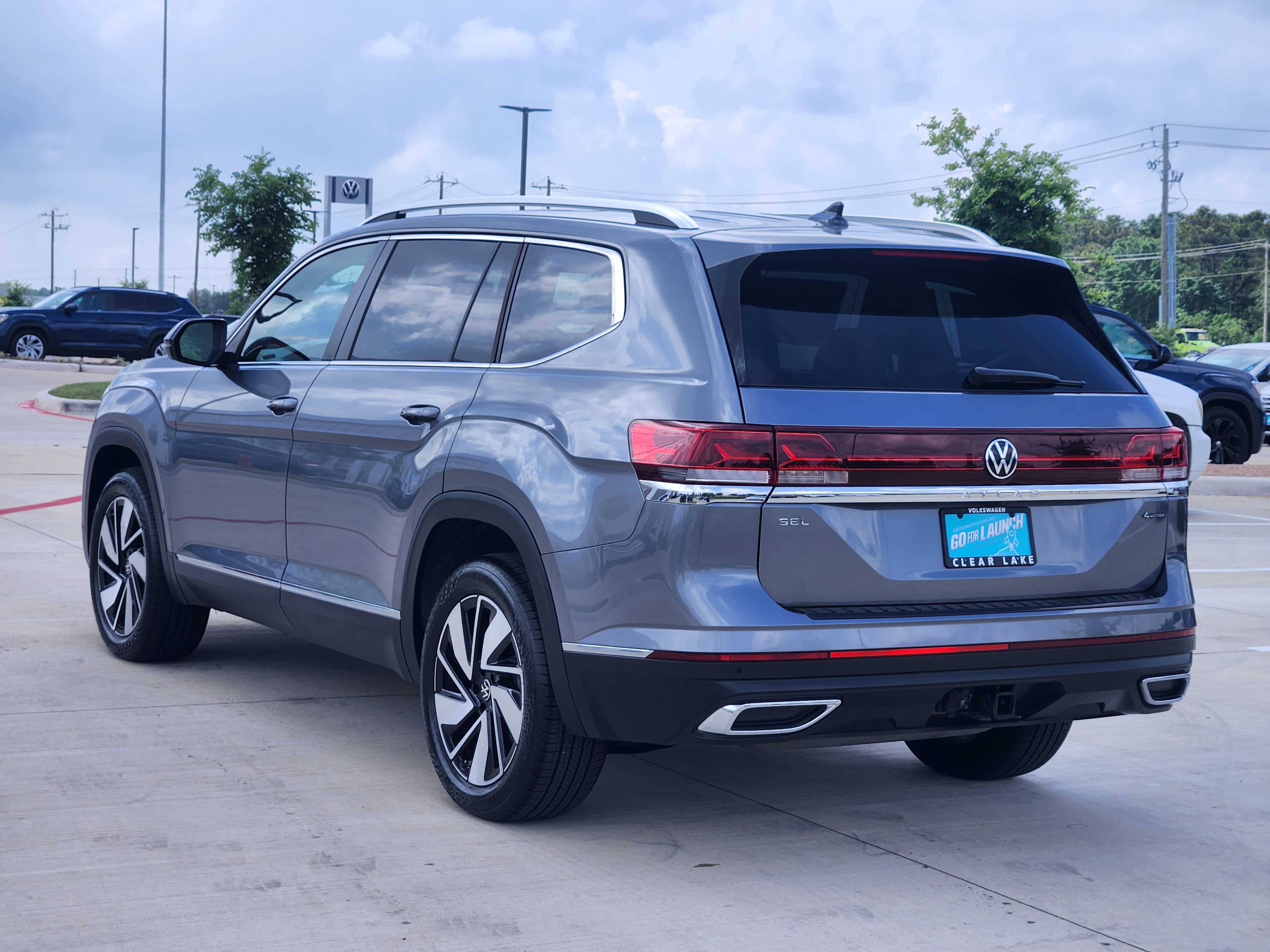 2025 Volkswagen Atlas 2.0T SEL
