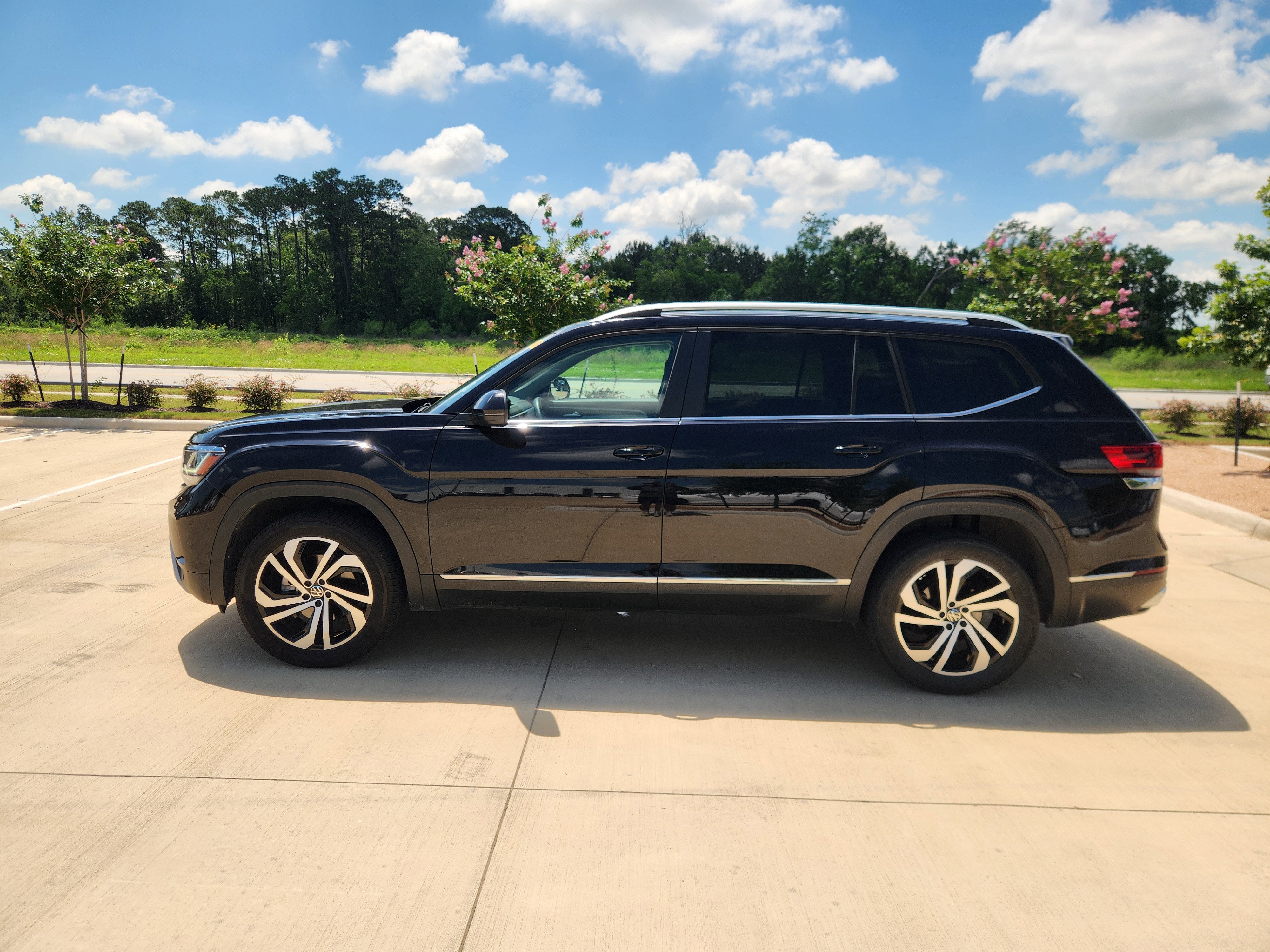 2023 Volkswagen Atlas 3.6L V6 SEL