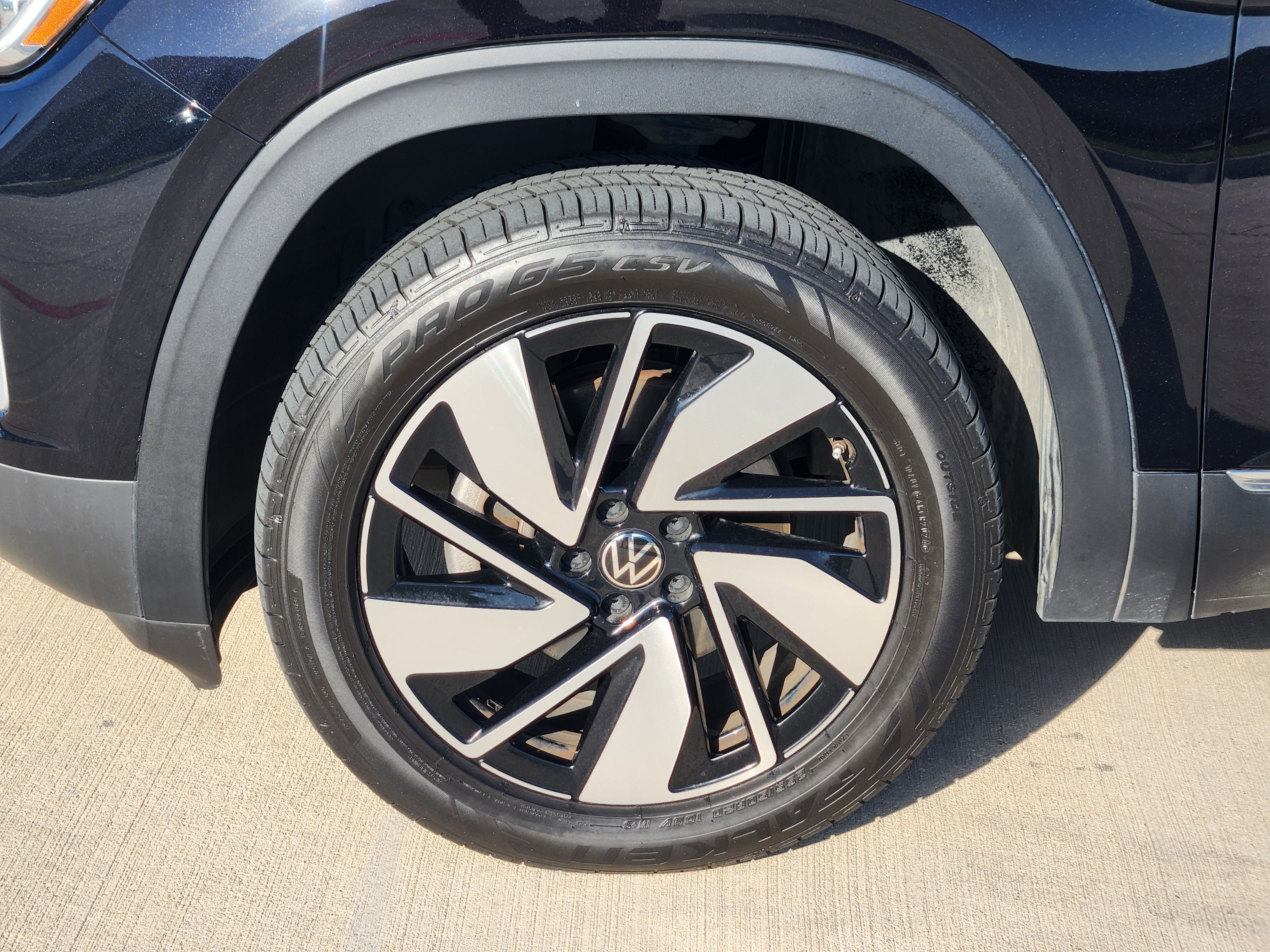 2024 Volkswagen Atlas 2.0T SEL