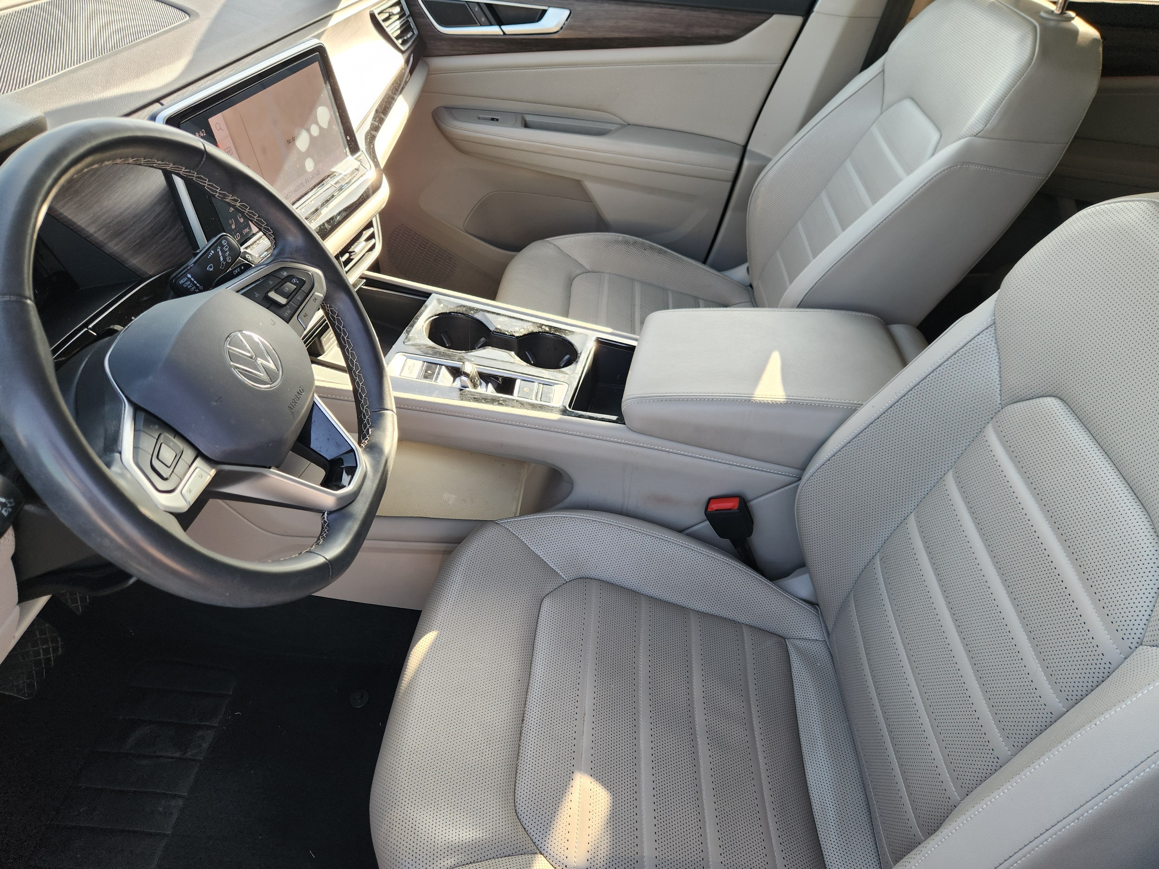 2024 Volkswagen Atlas 2.0T SEL