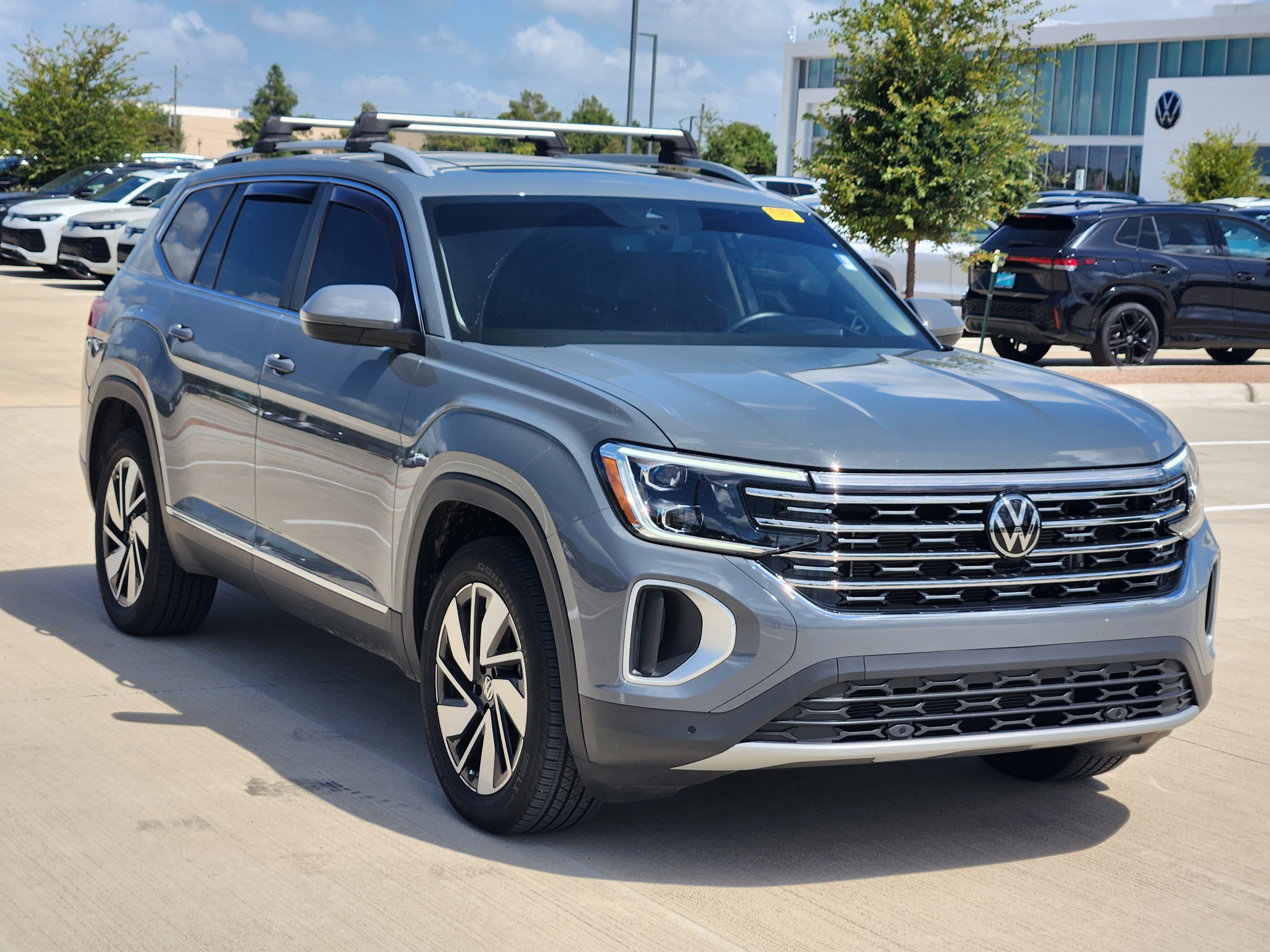 2025 Volkswagen Atlas 2.0T SEL