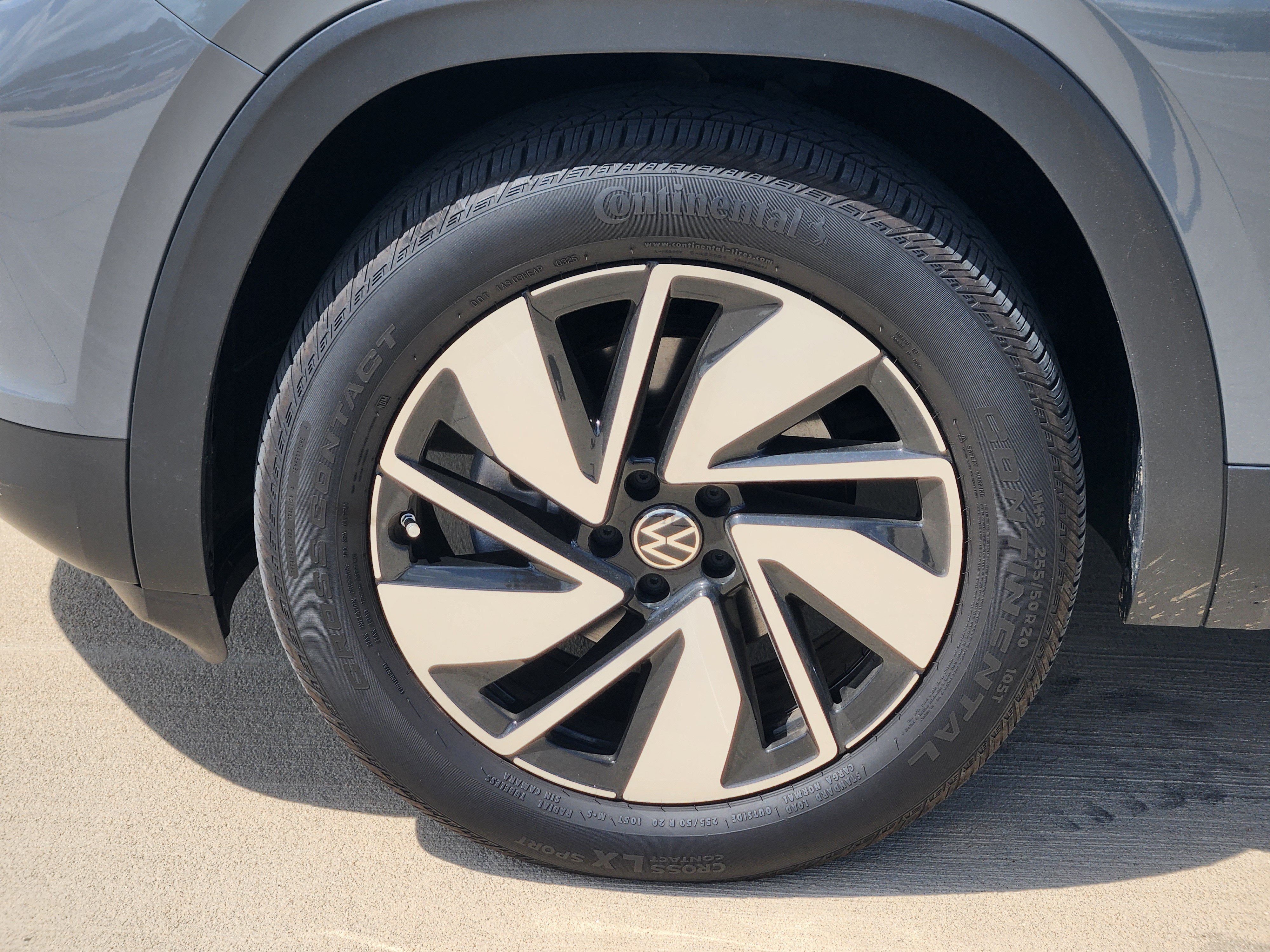 2025 Volkswagen Atlas 2.0T SEL