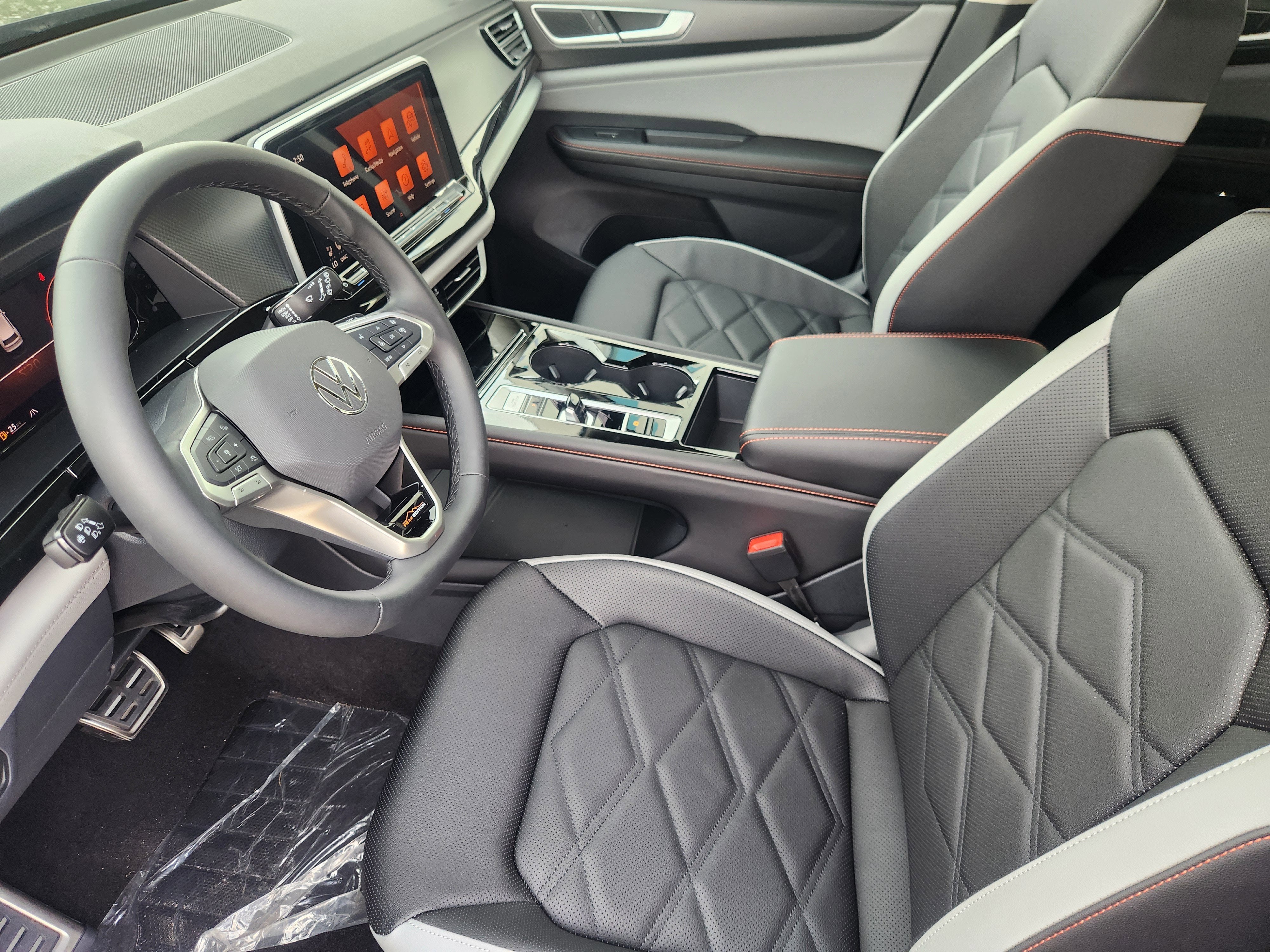 2026 Volkswagen Atlas 2.0T Peak Edition