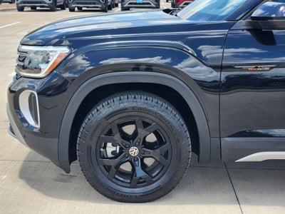 2025 Volkswagen Atlas 2.0T Peak Edition