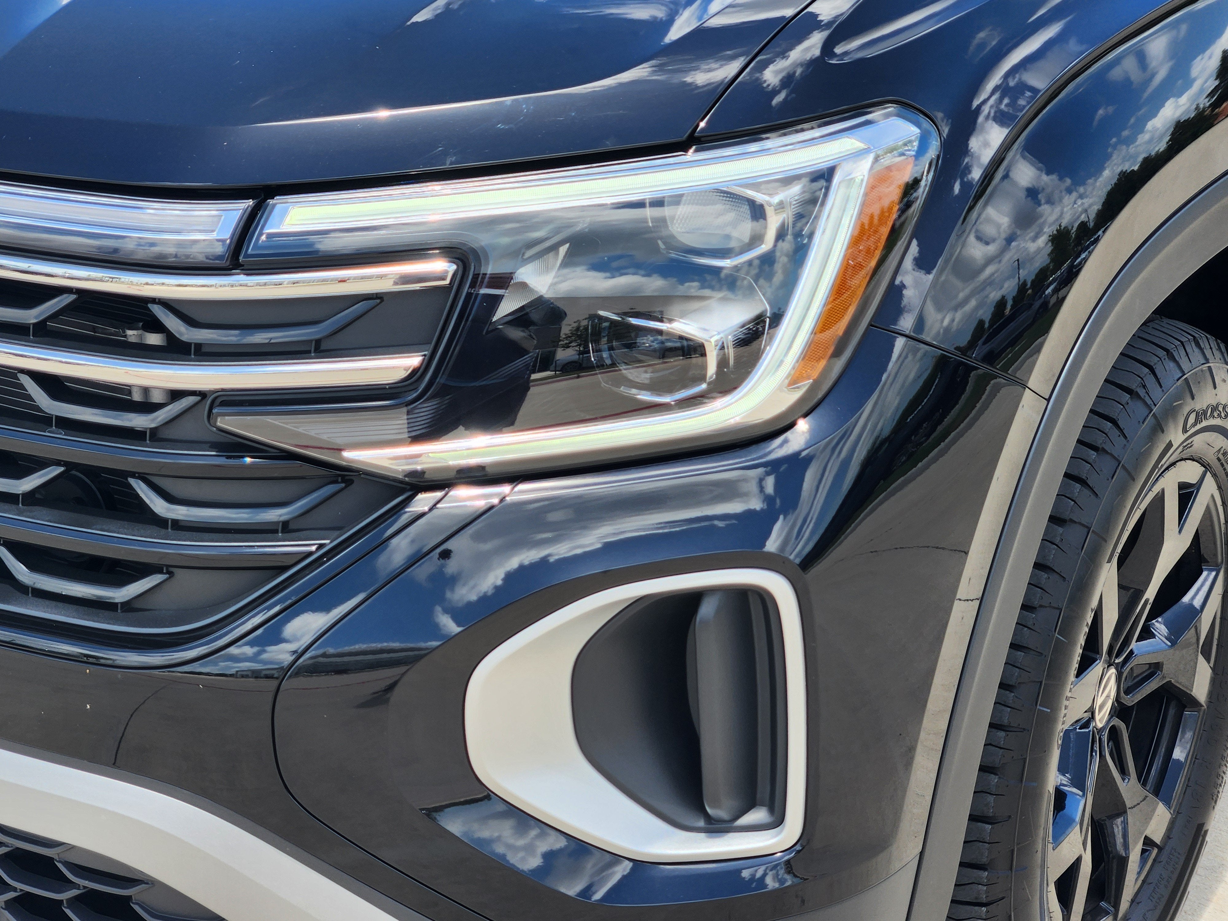 2025 Volkswagen Atlas 2.0T Peak Edition