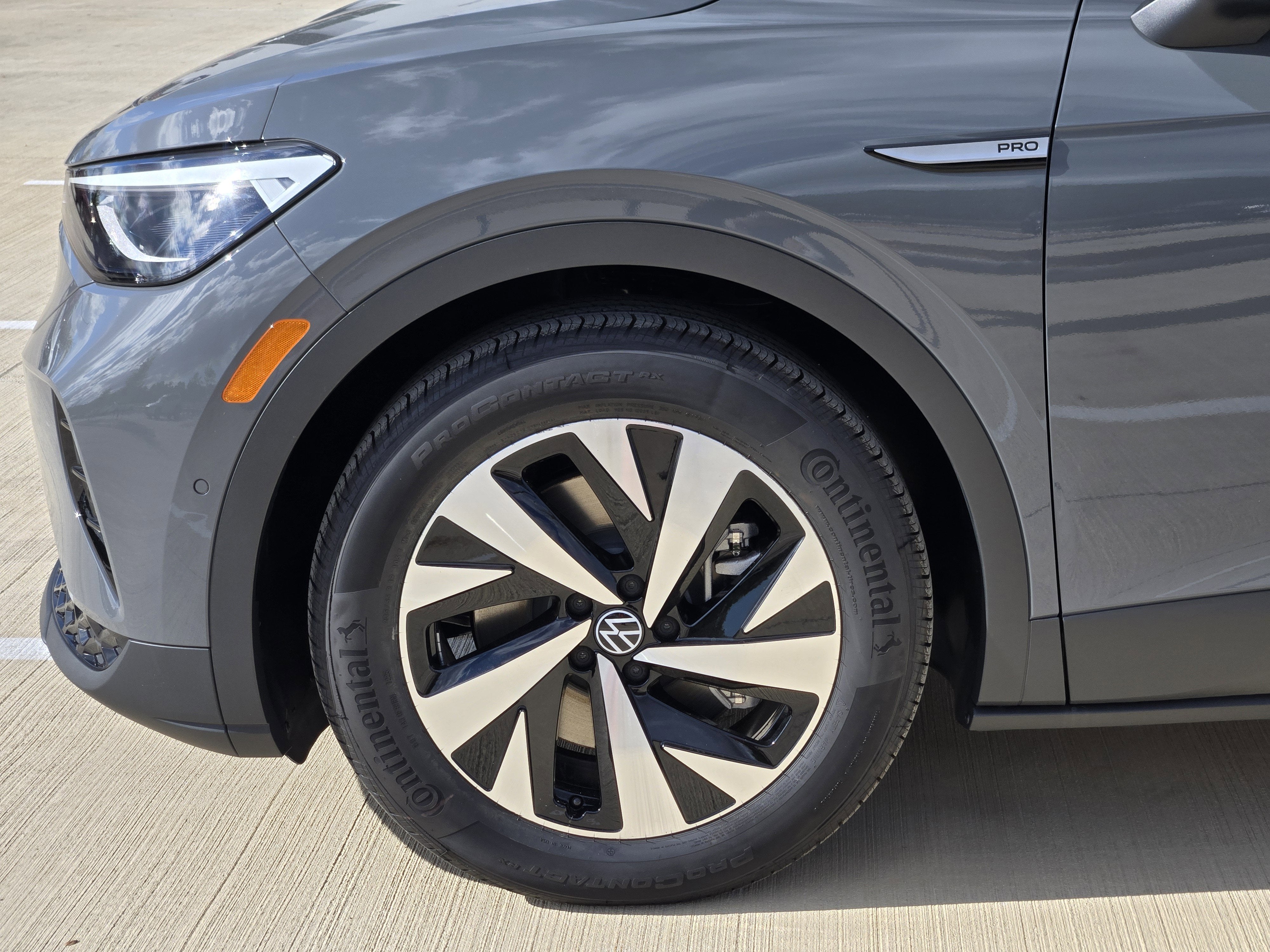 2025 Volkswagen ID.4 Pro