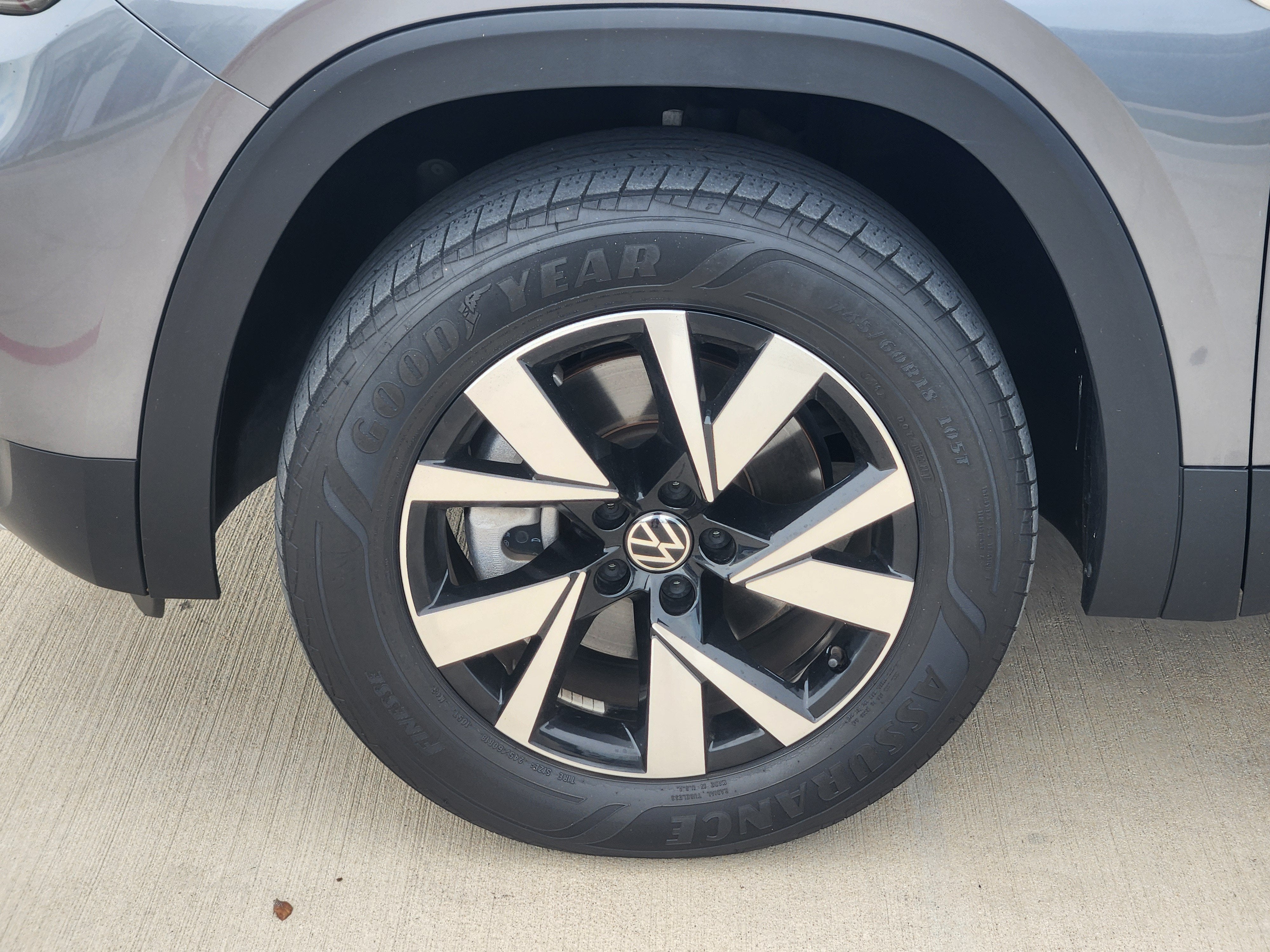 2023 Volkswagen Atlas Cross Sport 2.0T SE