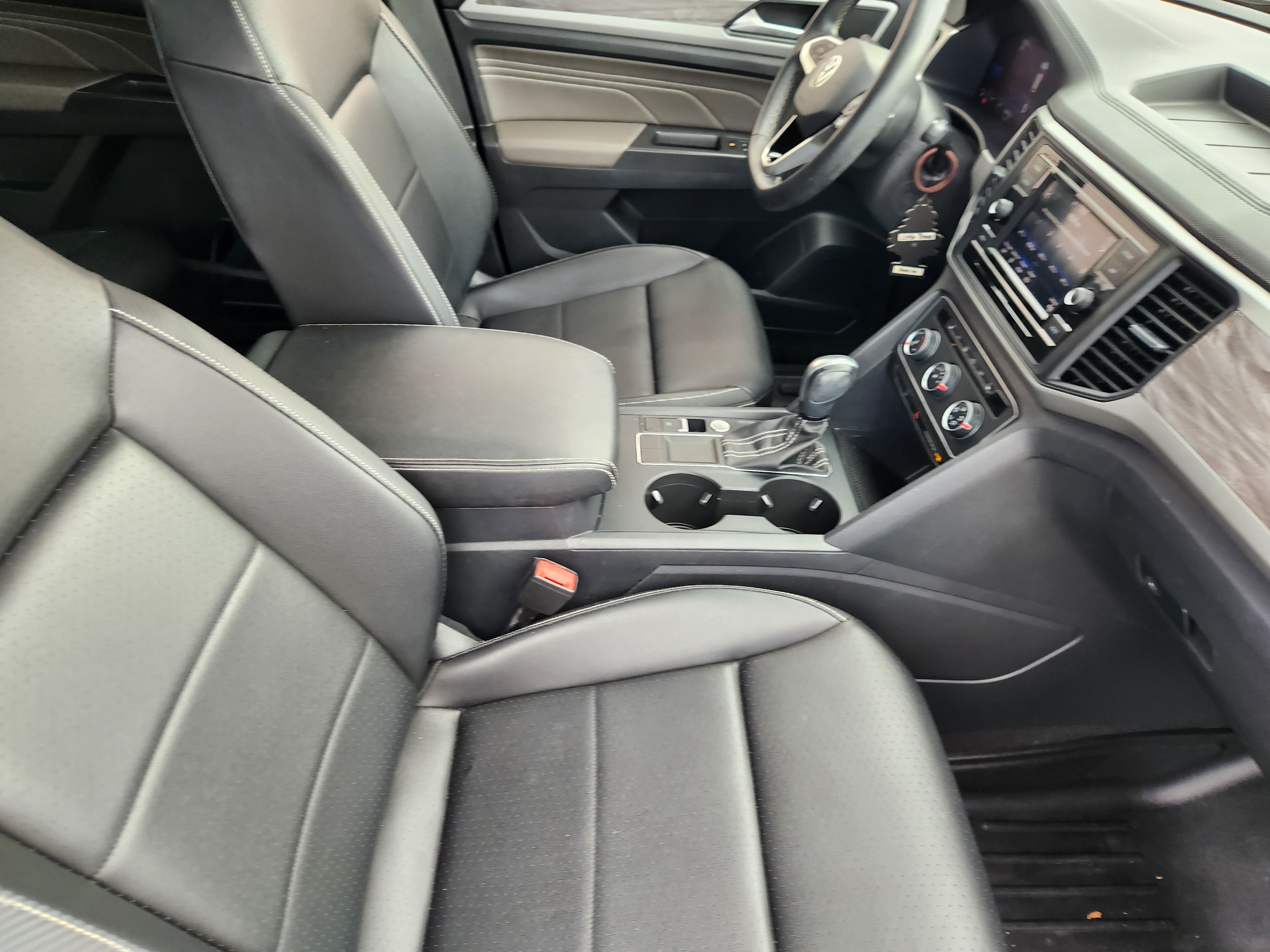 2023 Volkswagen Atlas Cross Sport 2.0T SE