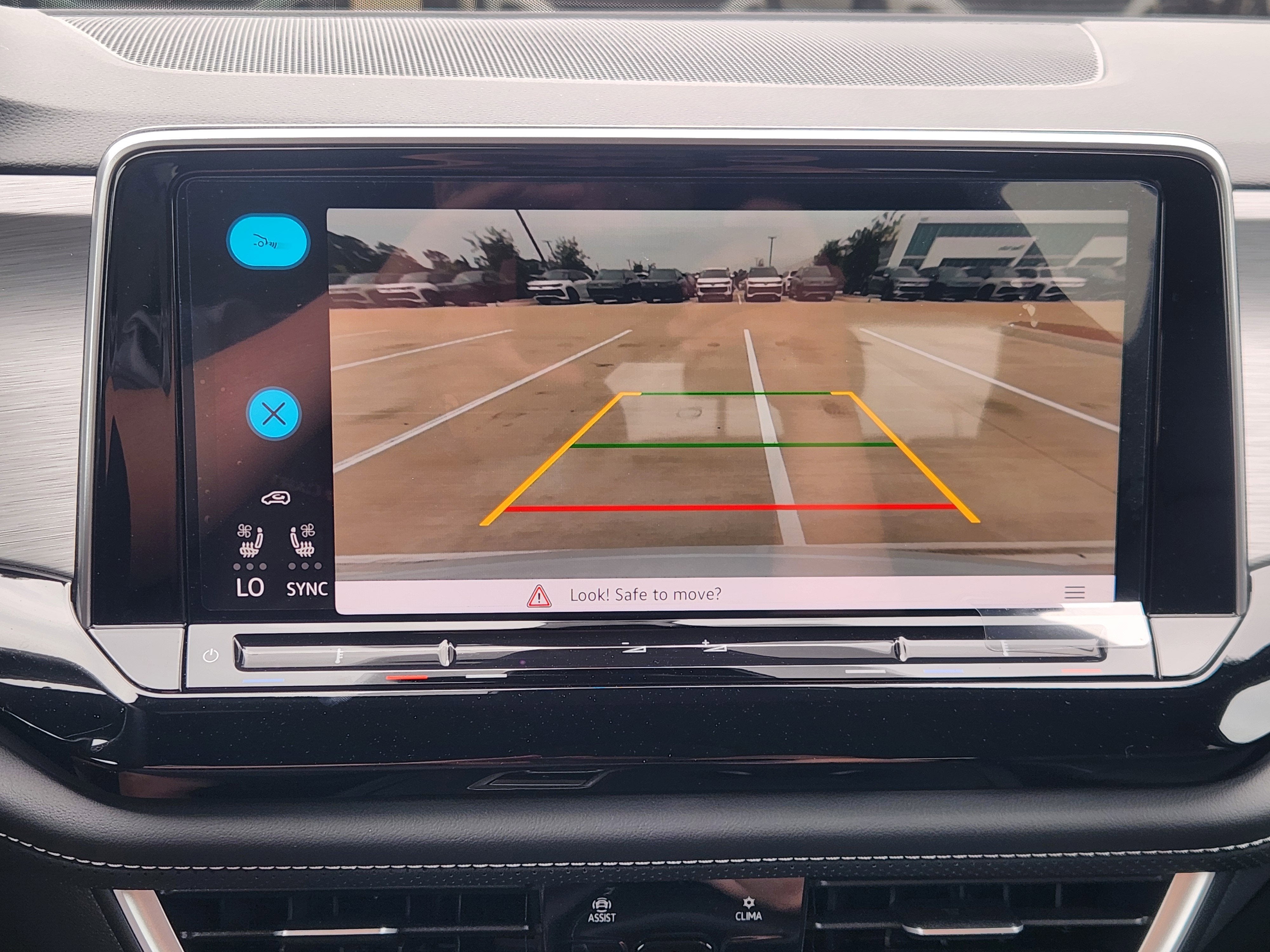 2026 Volkswagen Atlas Cross Sport 2.0T SE