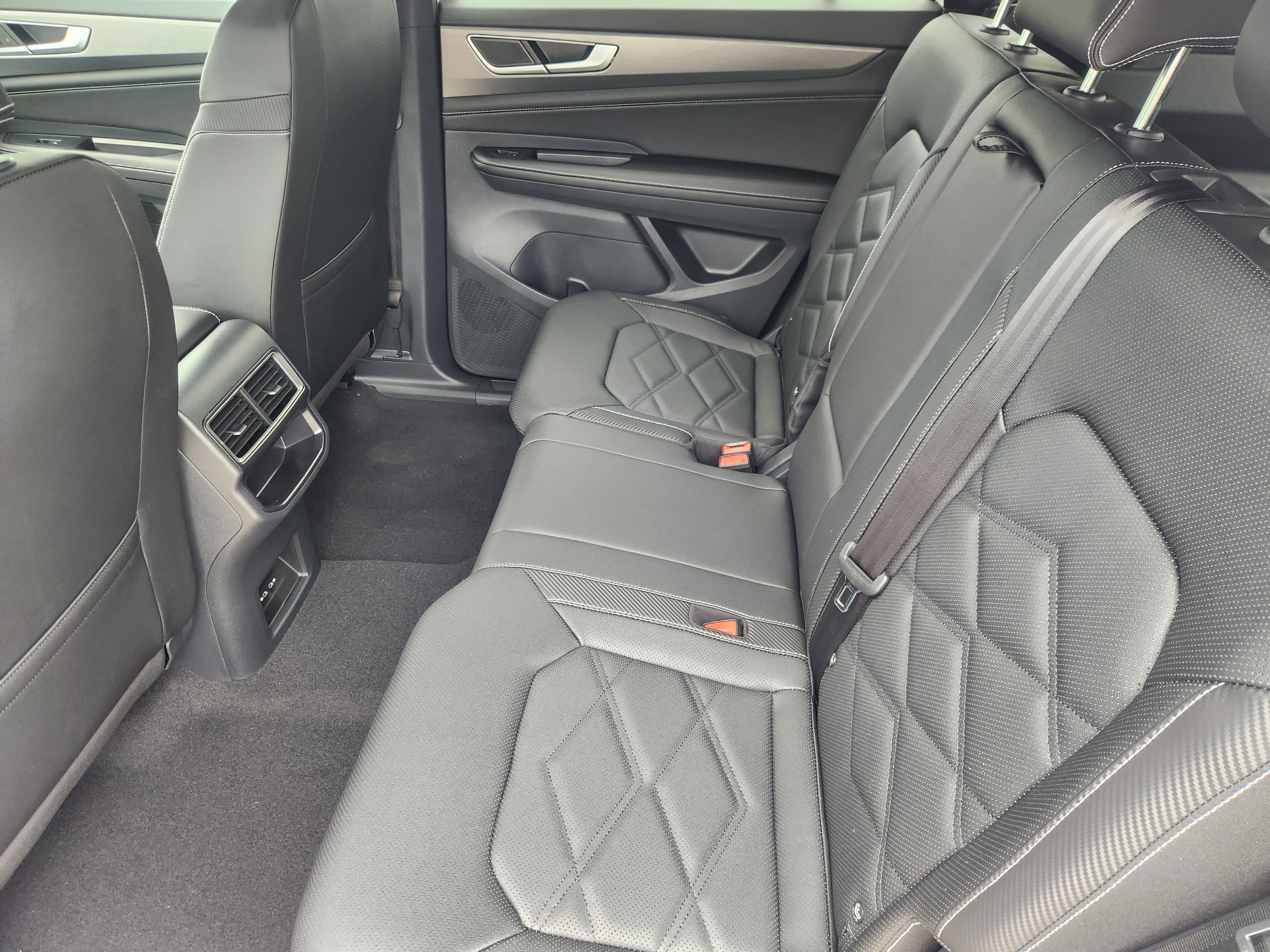 2026 Volkswagen Atlas Cross Sport 2.0T SE