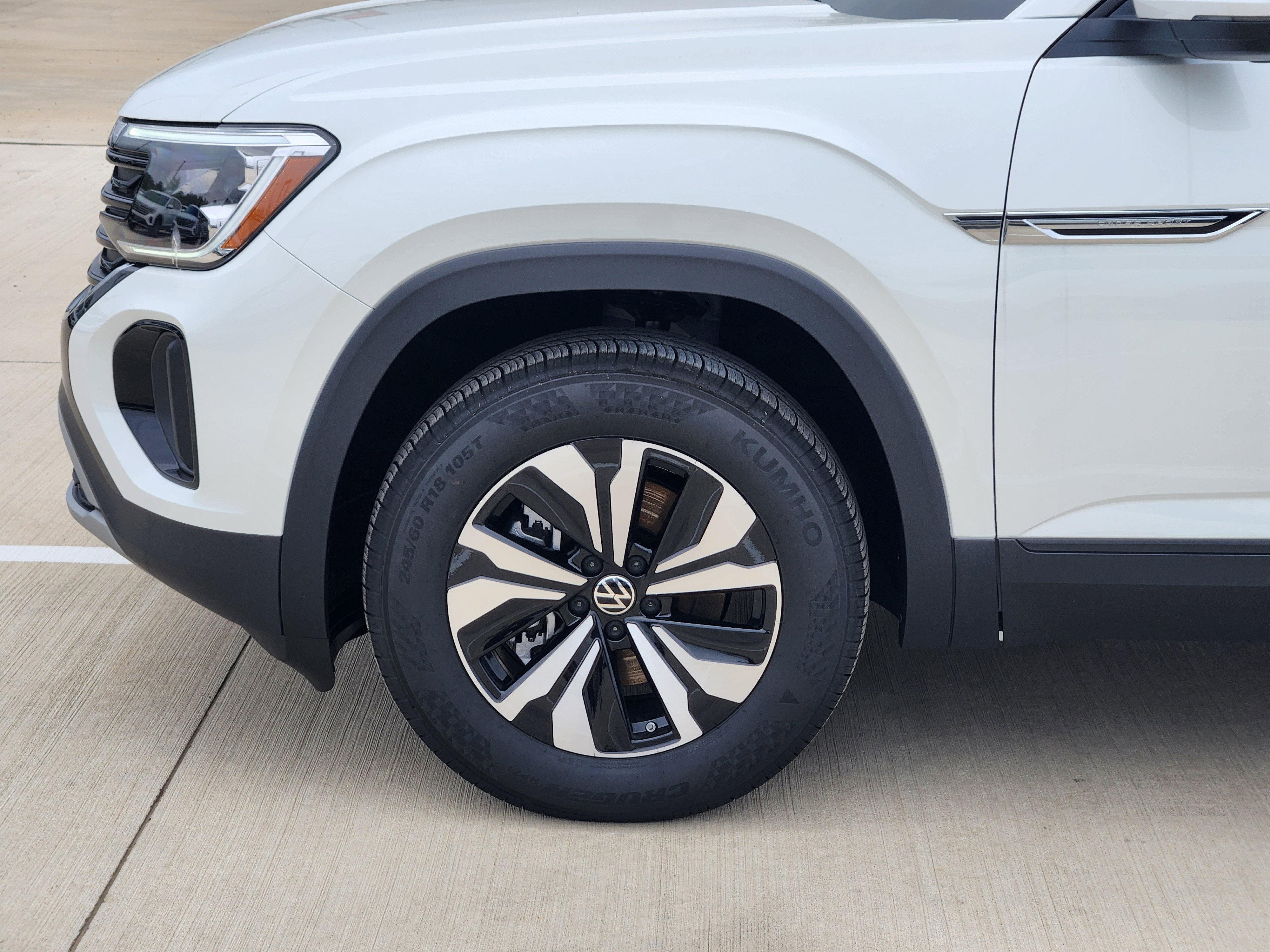 2026 Volkswagen Atlas Cross Sport 2.0T SE