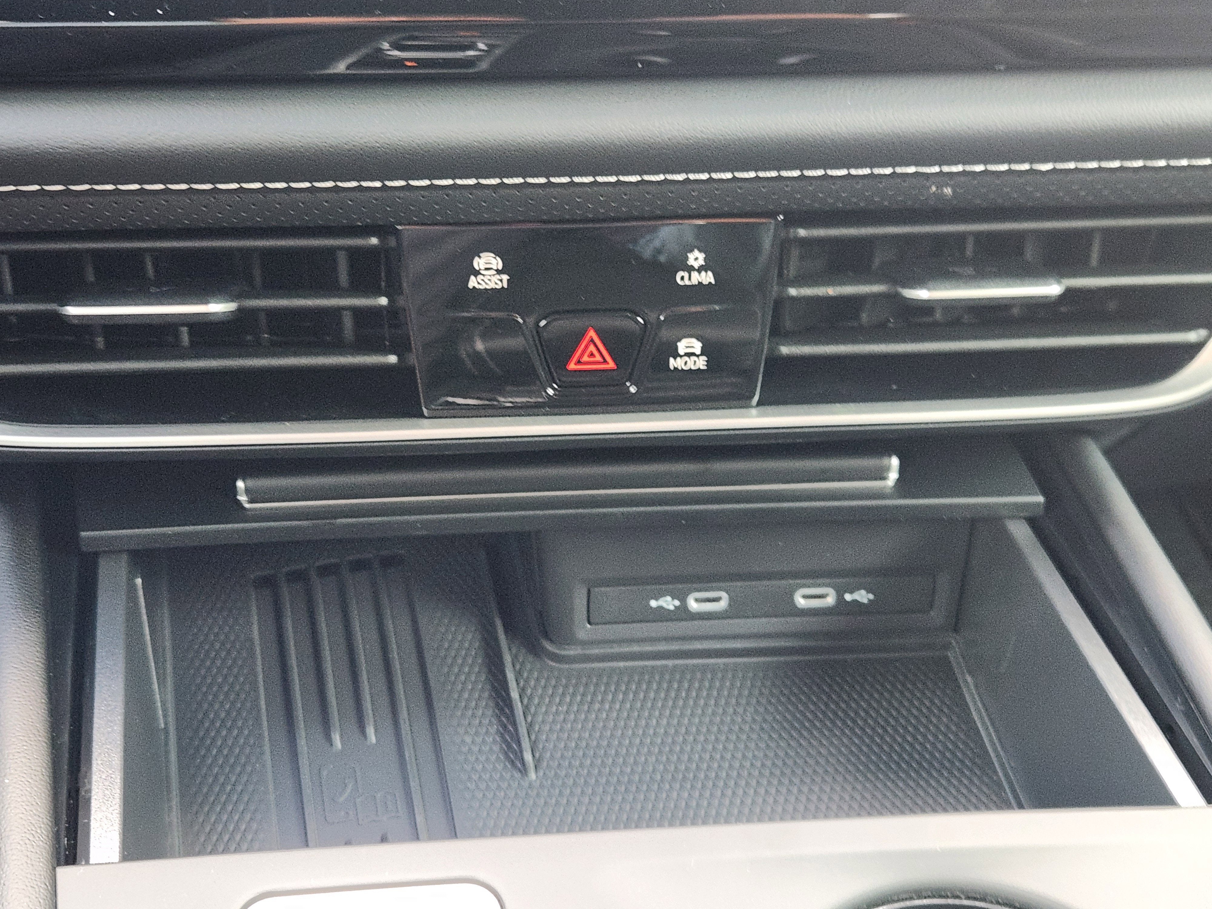 2026 Volkswagen Atlas Cross Sport 2.0T SE