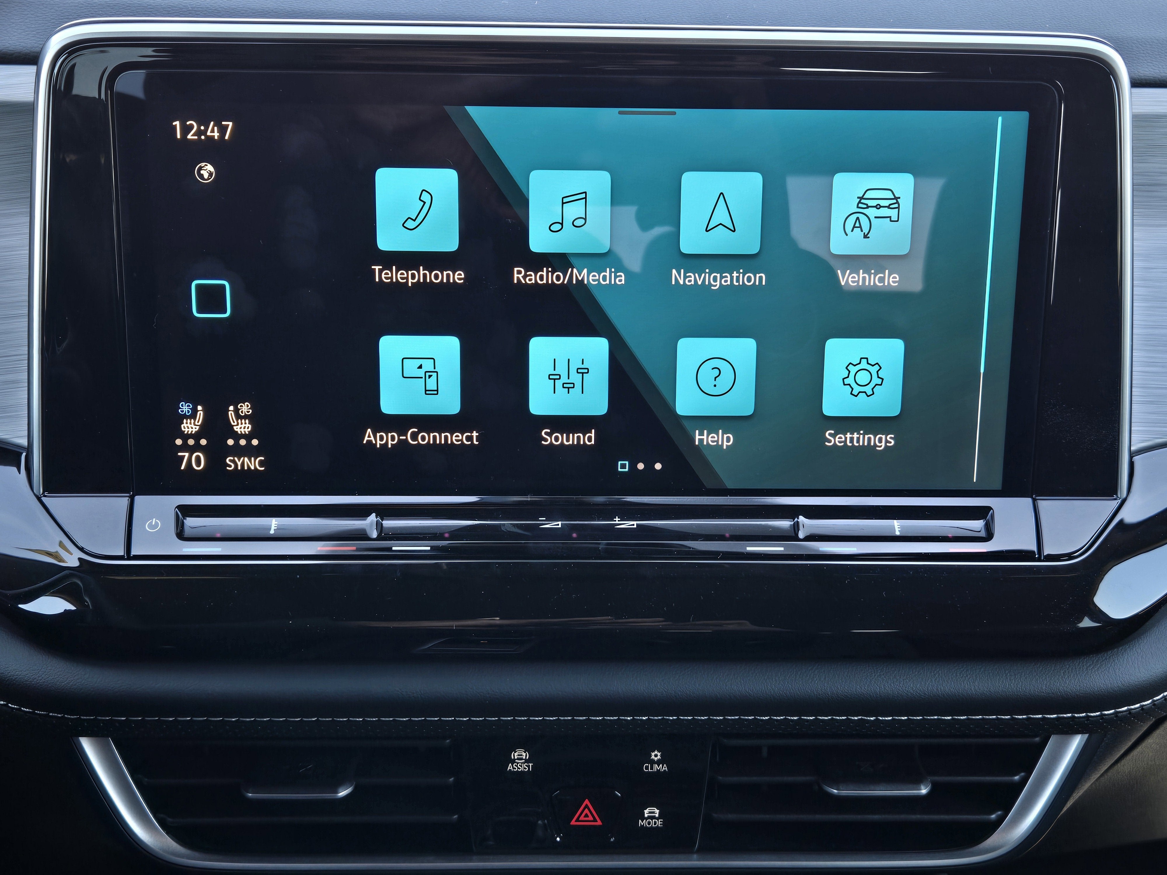 2026 Volkswagen Atlas Cross Sport 2.0T SE