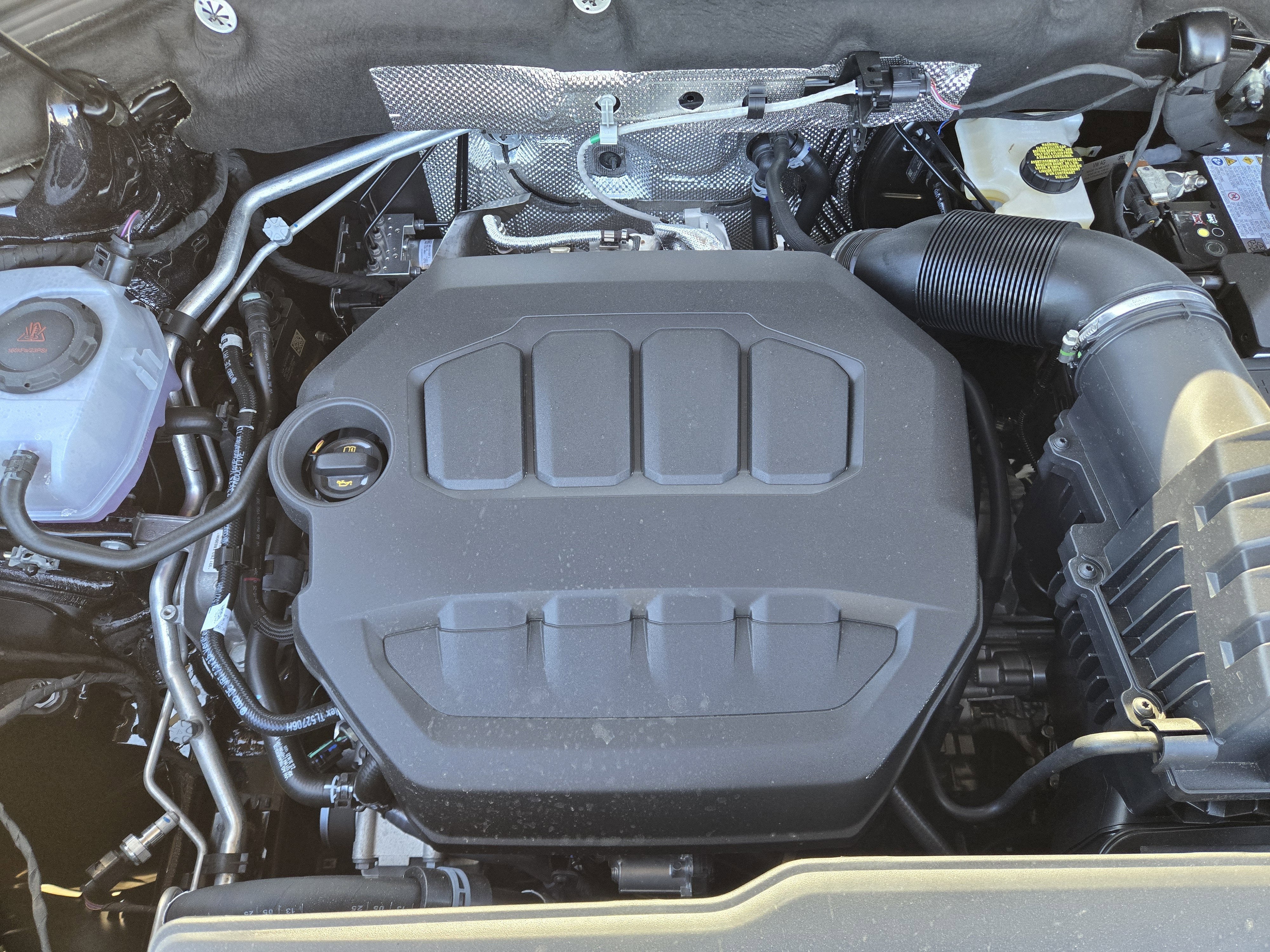 2026 Volkswagen Atlas Cross Sport 2.0T SE