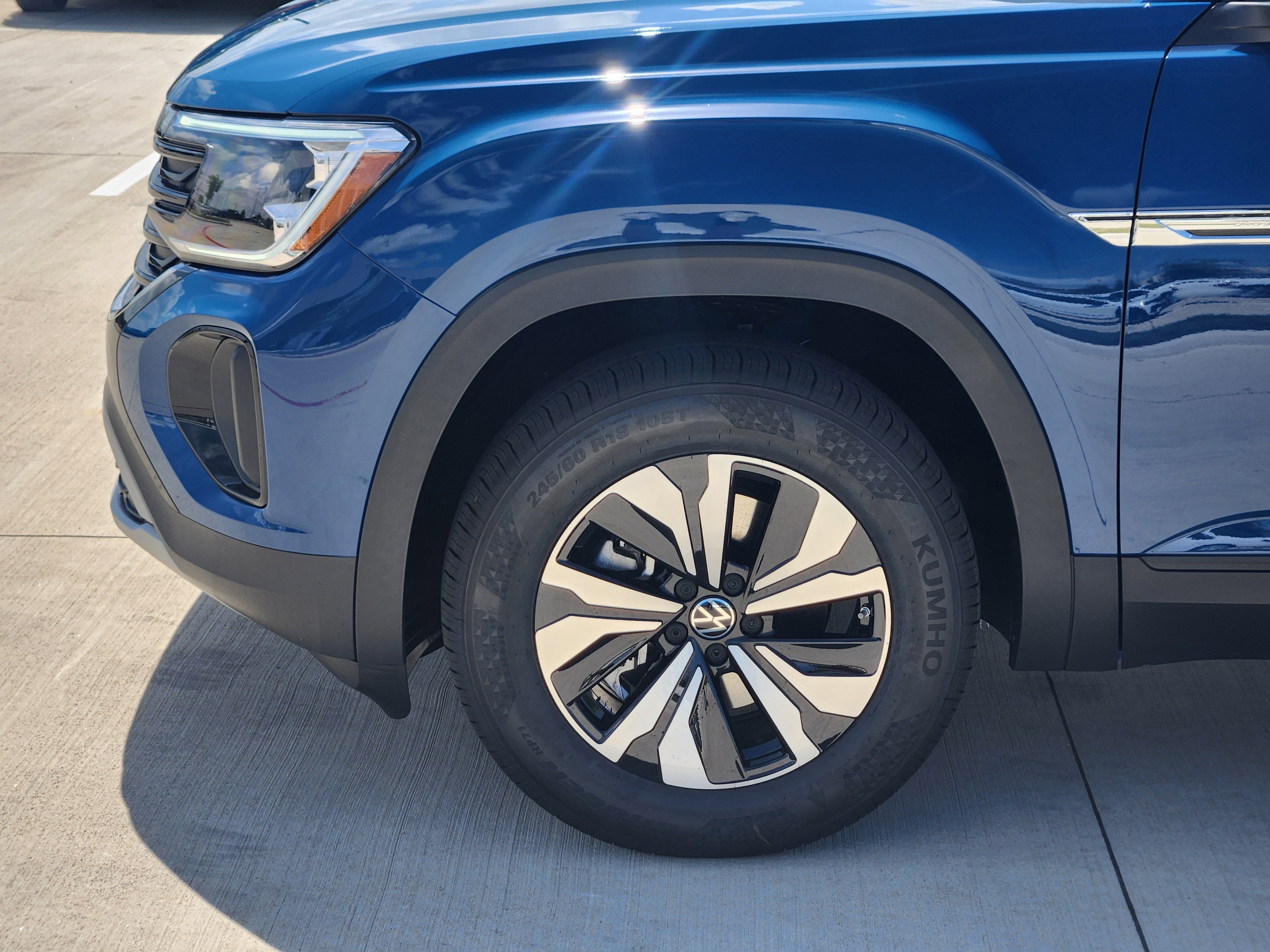 2026 Volkswagen Atlas Cross Sport 2.0T SE