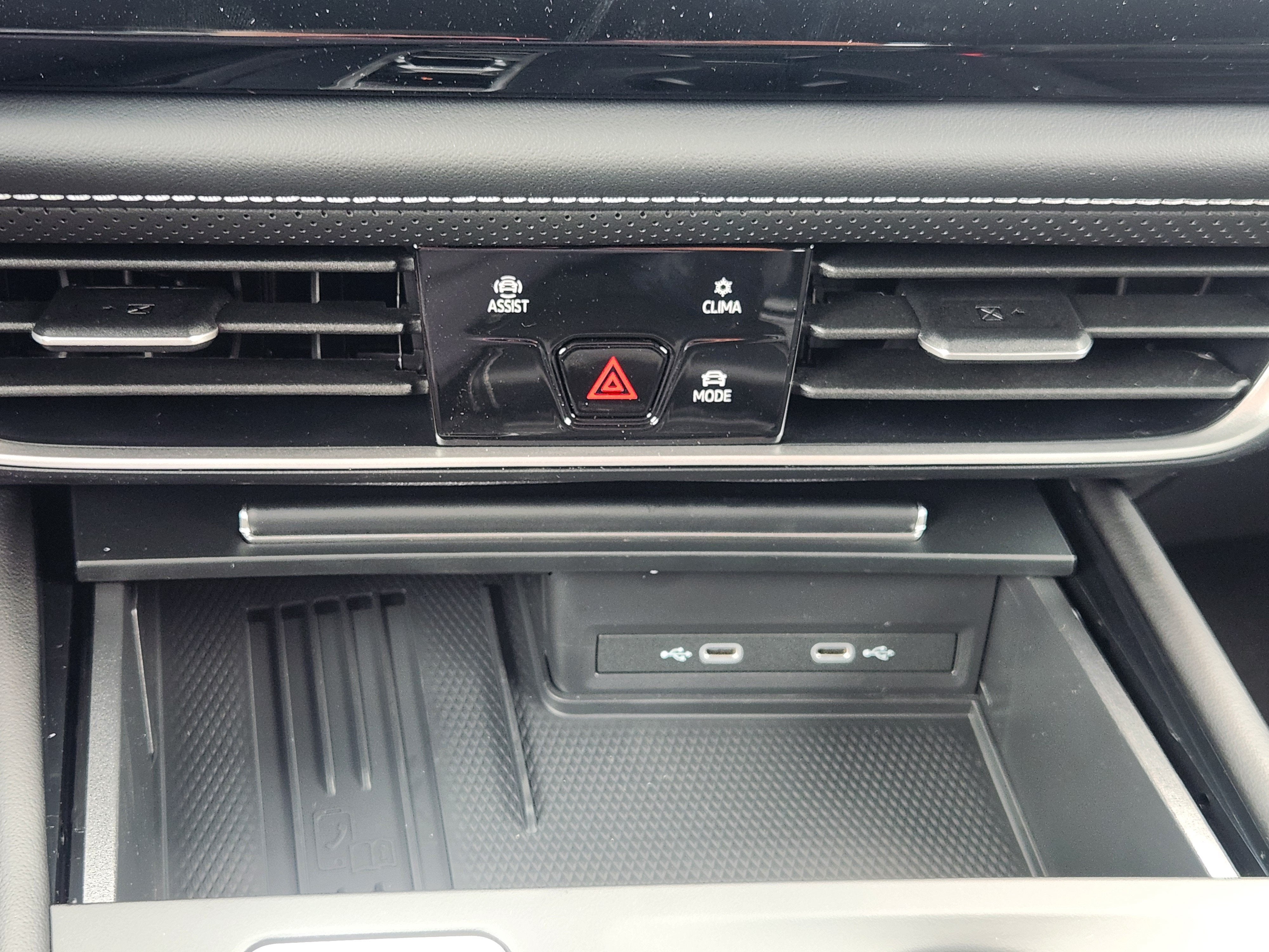 2026 Volkswagen Atlas Cross Sport 2.0T SE