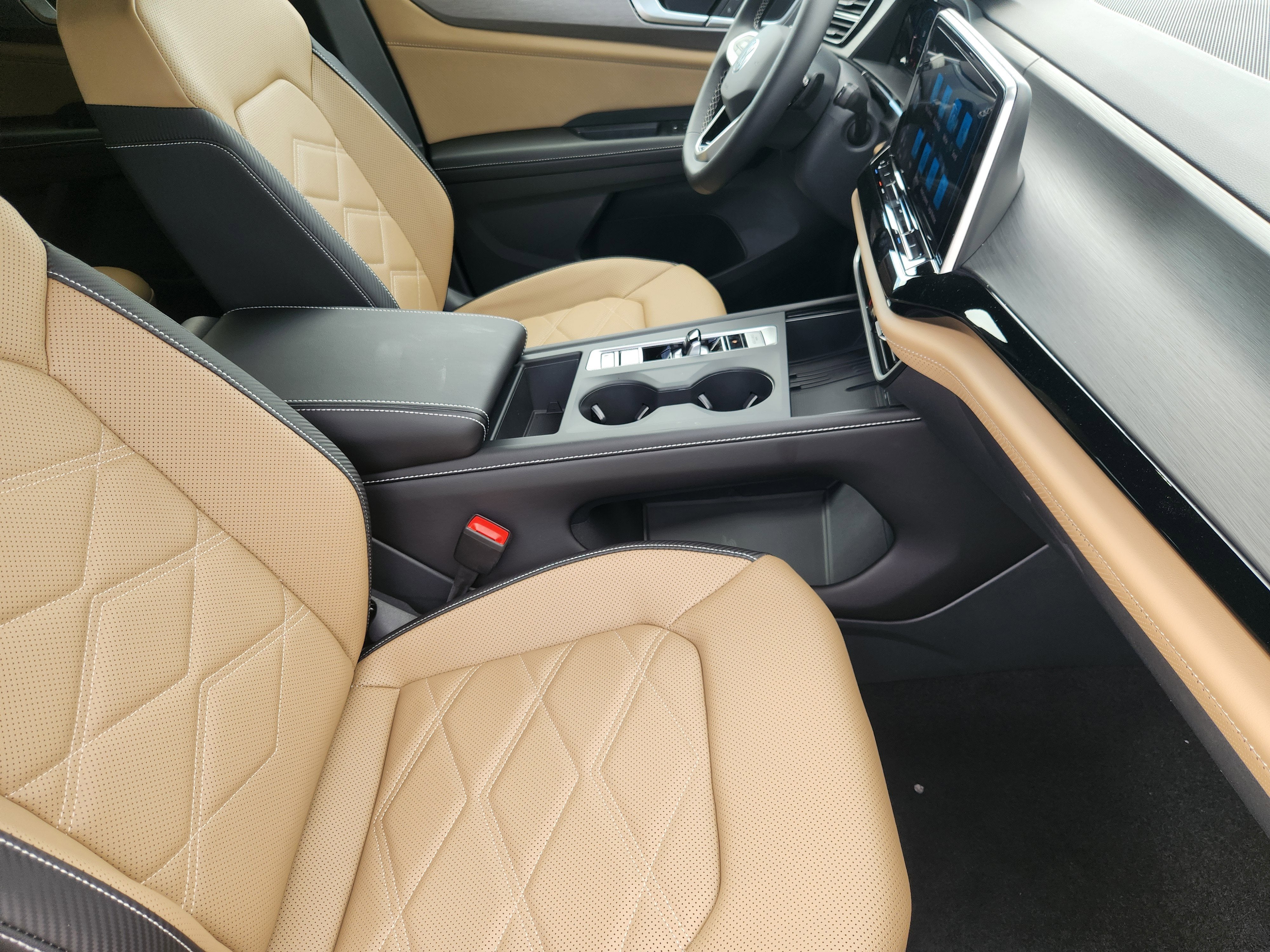 2026 Volkswagen Atlas Cross Sport 2.0T SE