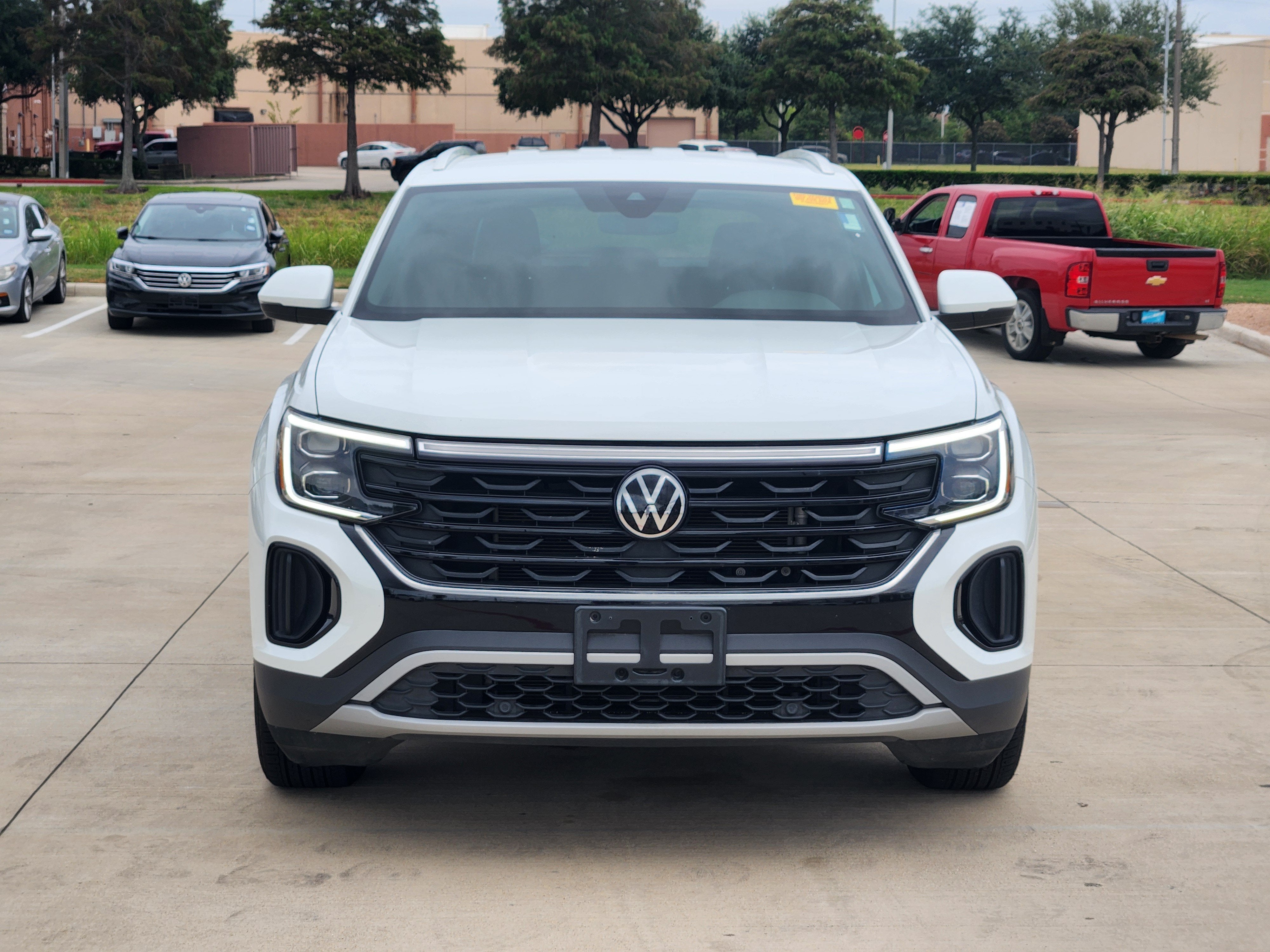 2024 Volkswagen Atlas Cross Sport 2.0T SE