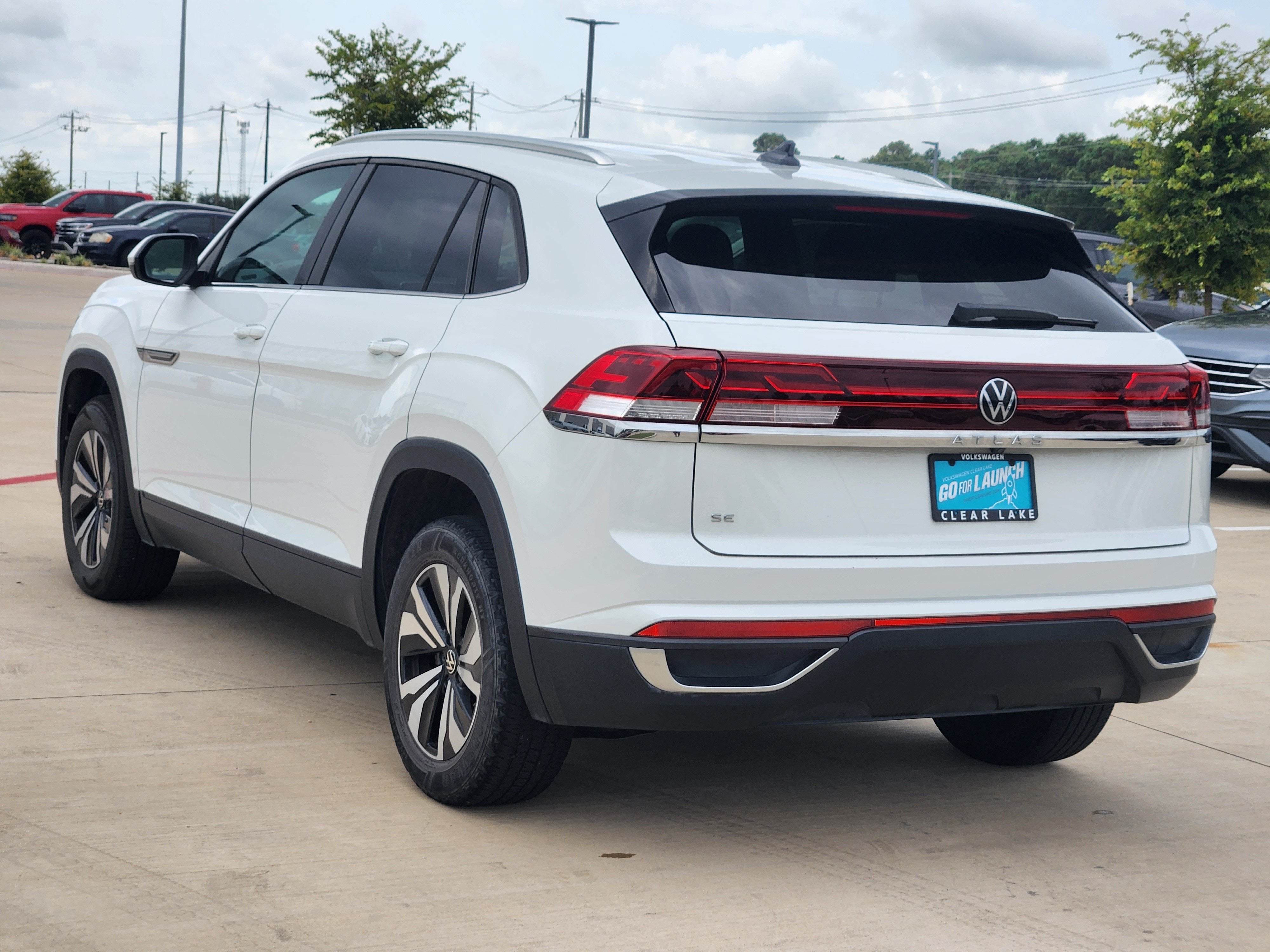 2024 Volkswagen Atlas Cross Sport 2.0T SE