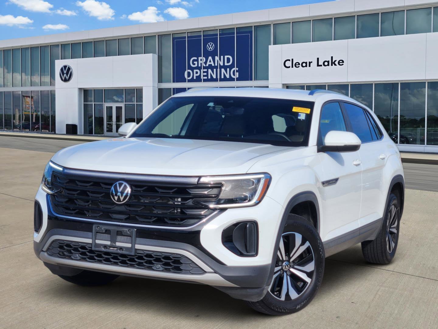 2024 Volkswagen Atlas Cross Sport 2.0T SE