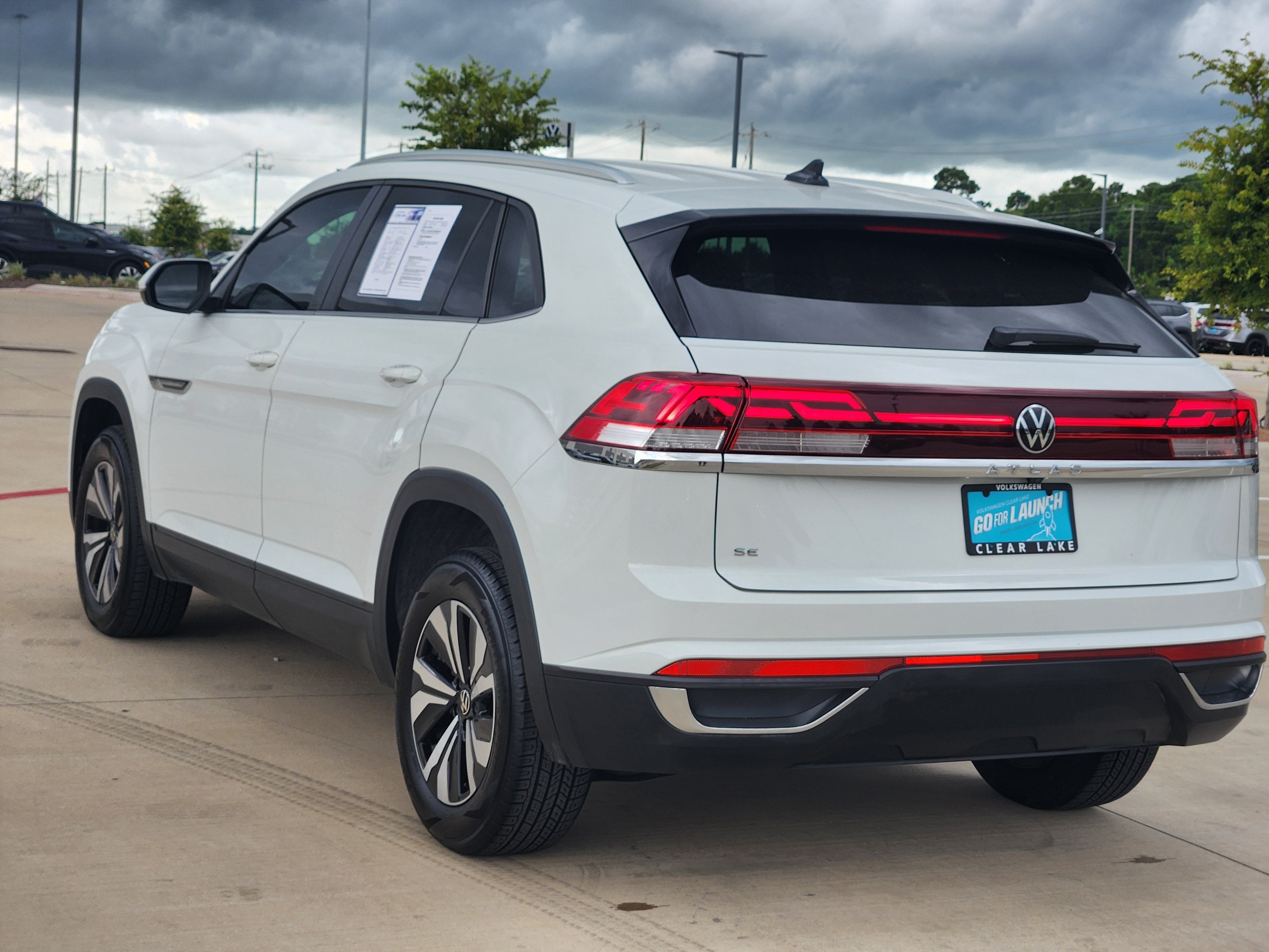 2024 Volkswagen Atlas Cross Sport 2.0T SE