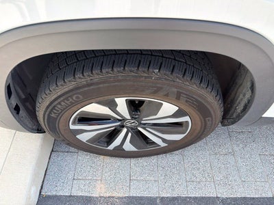 2024 Volkswagen Atlas Cross Sport 2.0T SE