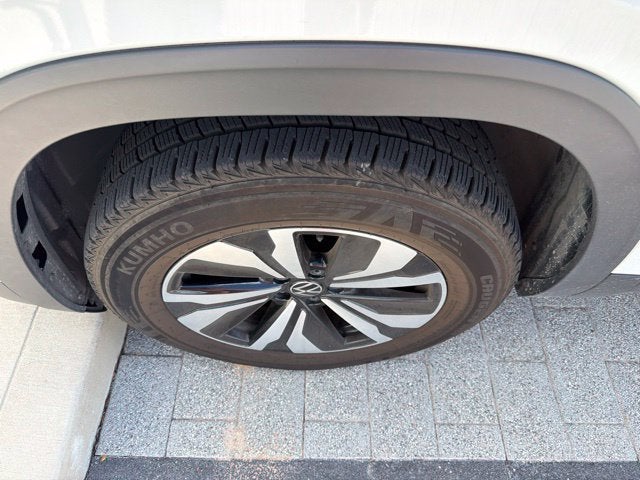 2024 Volkswagen Atlas Cross Sport 2.0T SE