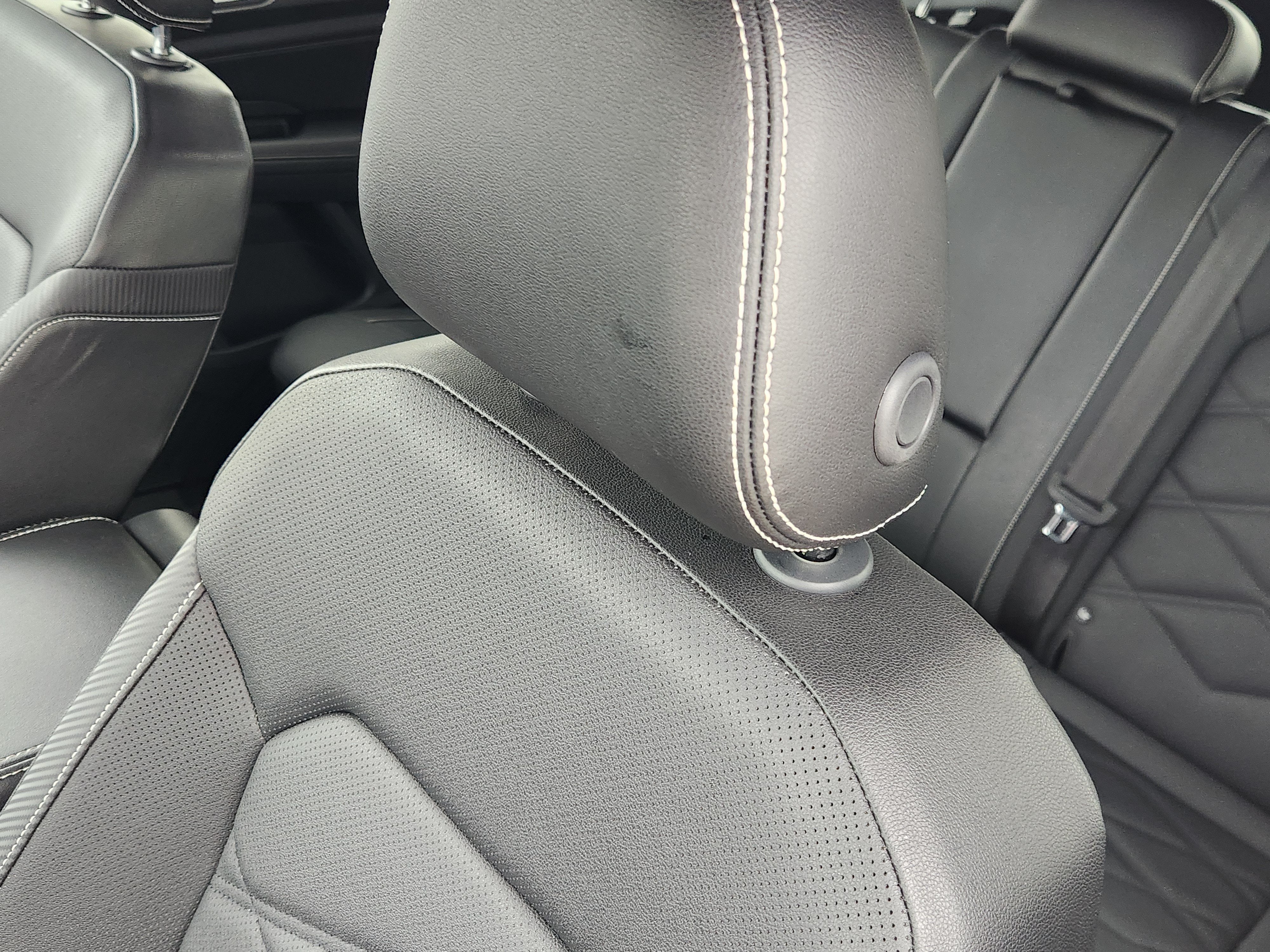 2024 Volkswagen Atlas Cross Sport 2.0T SE