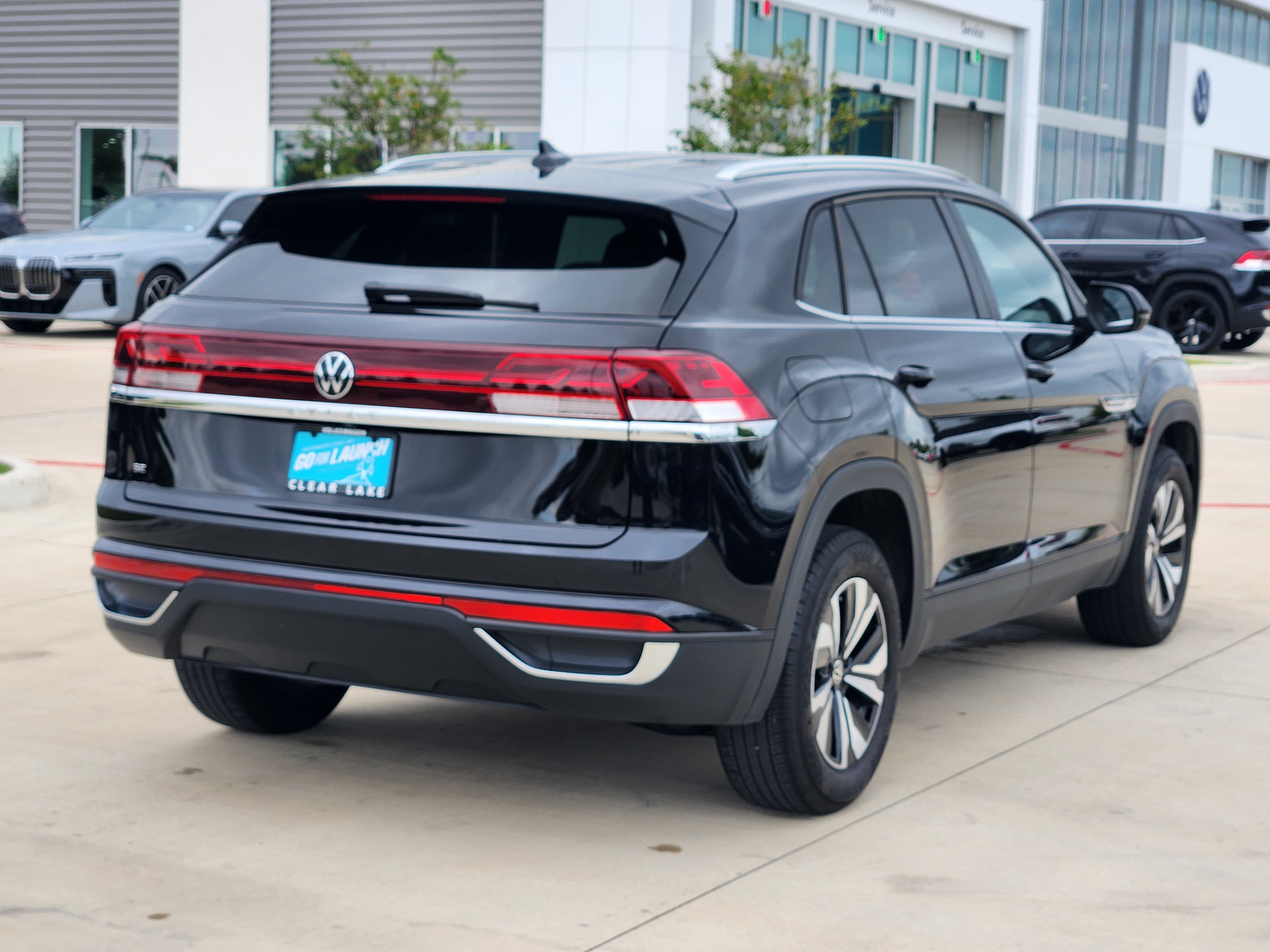 2024 Volkswagen Atlas Cross Sport 2.0T SE