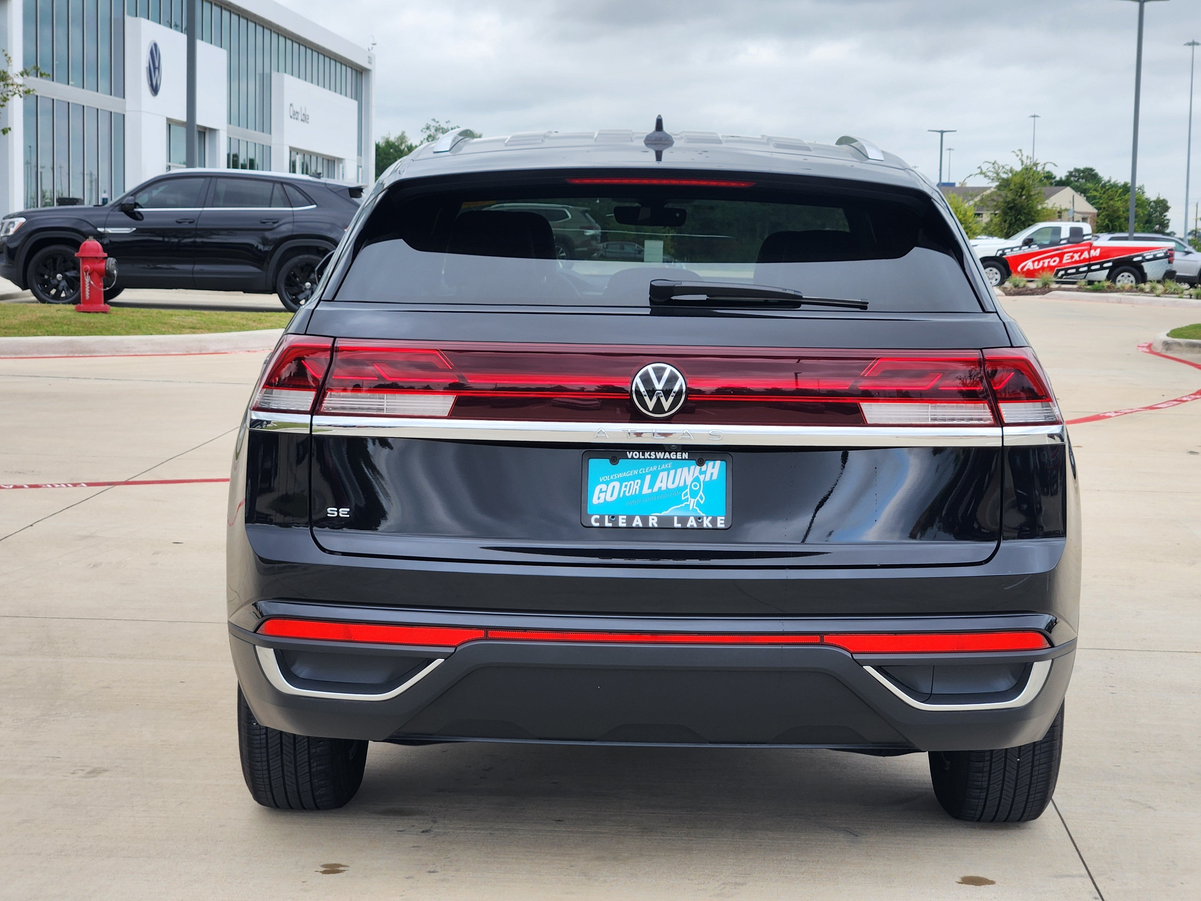 2024 Volkswagen Atlas Cross Sport 2.0T SE