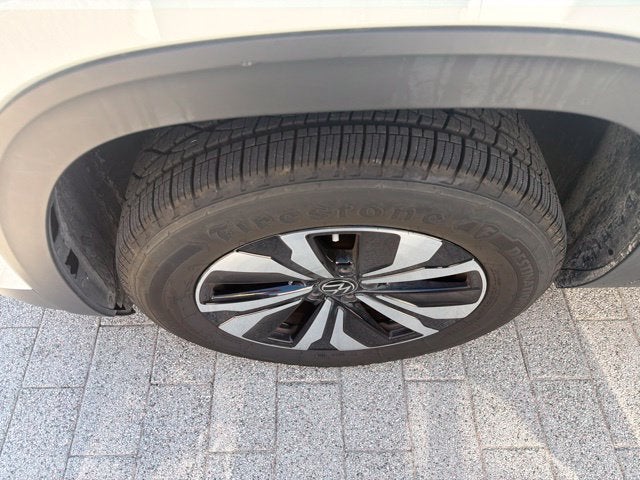 2024 Volkswagen Atlas Cross Sport 2.0T SE