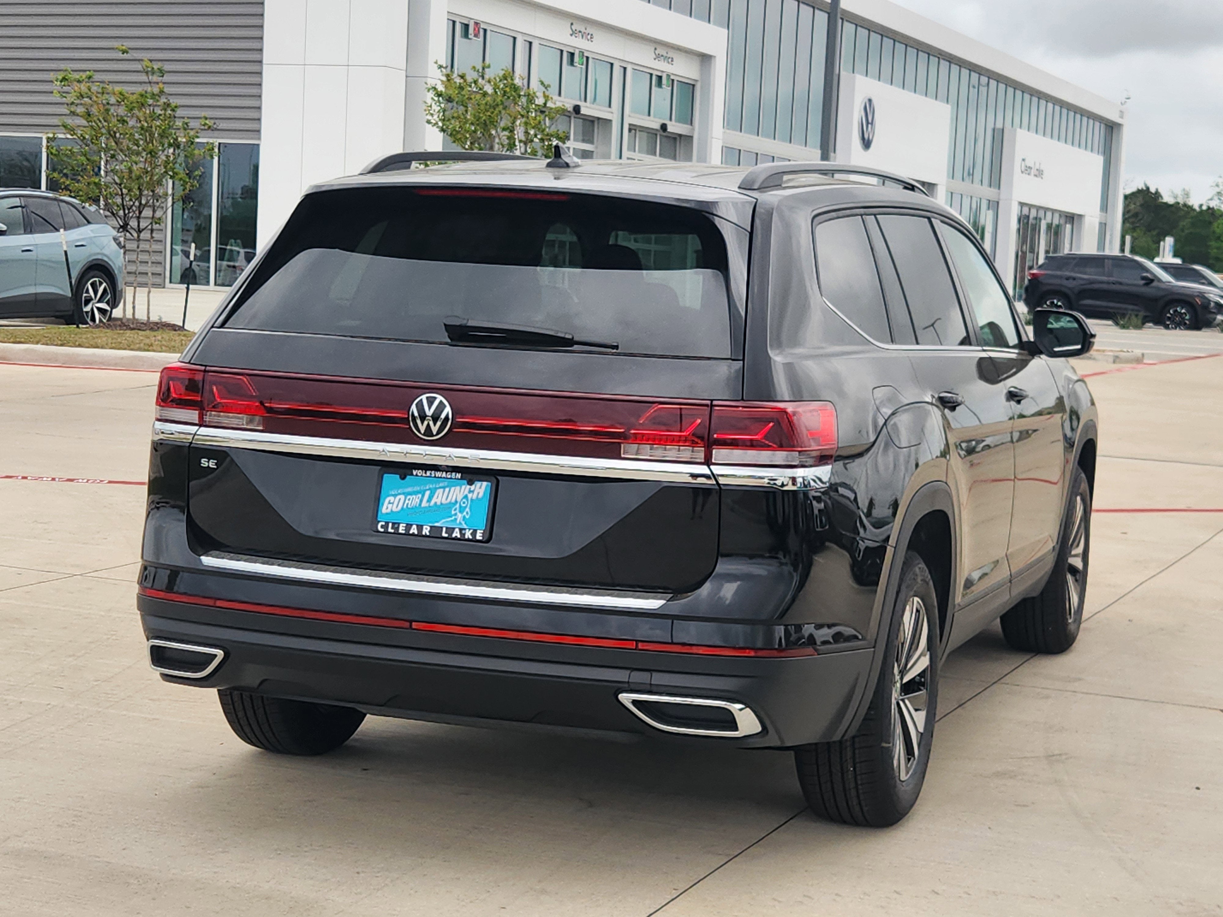 2026 Volkswagen Atlas 2.0T SE