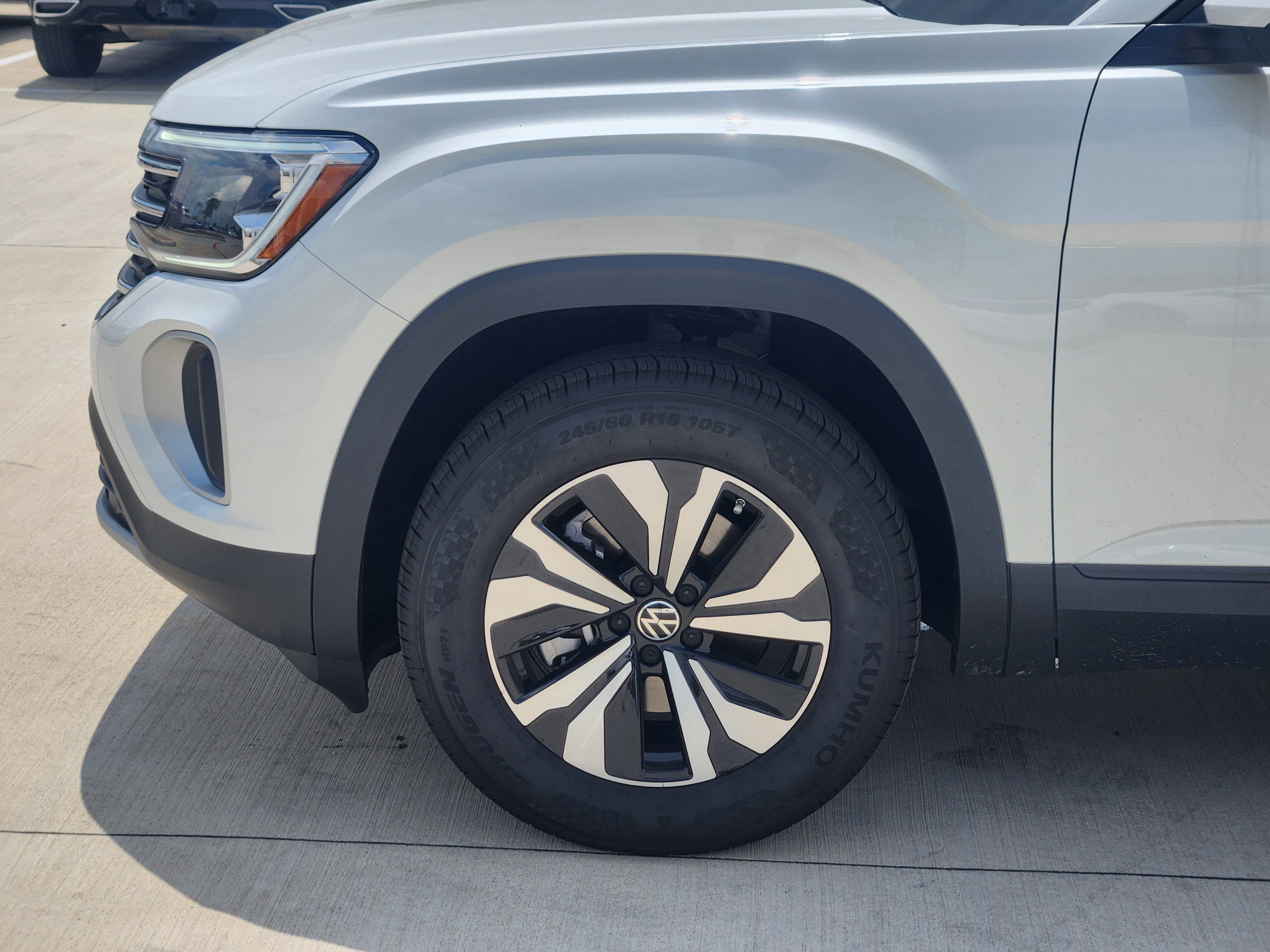 2026 Volkswagen Atlas 2.0T SE