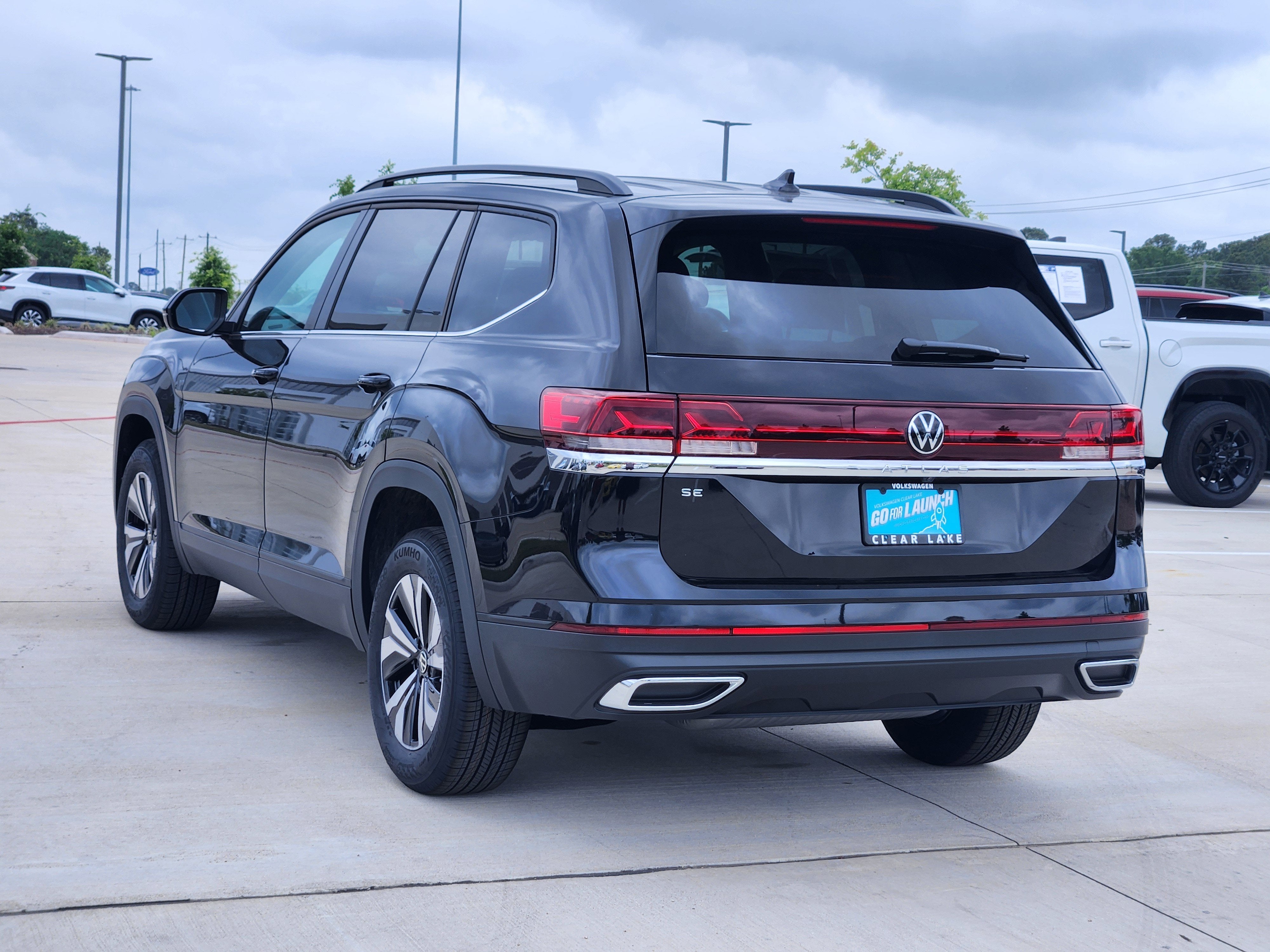 2026 Volkswagen Atlas 2.0T SE