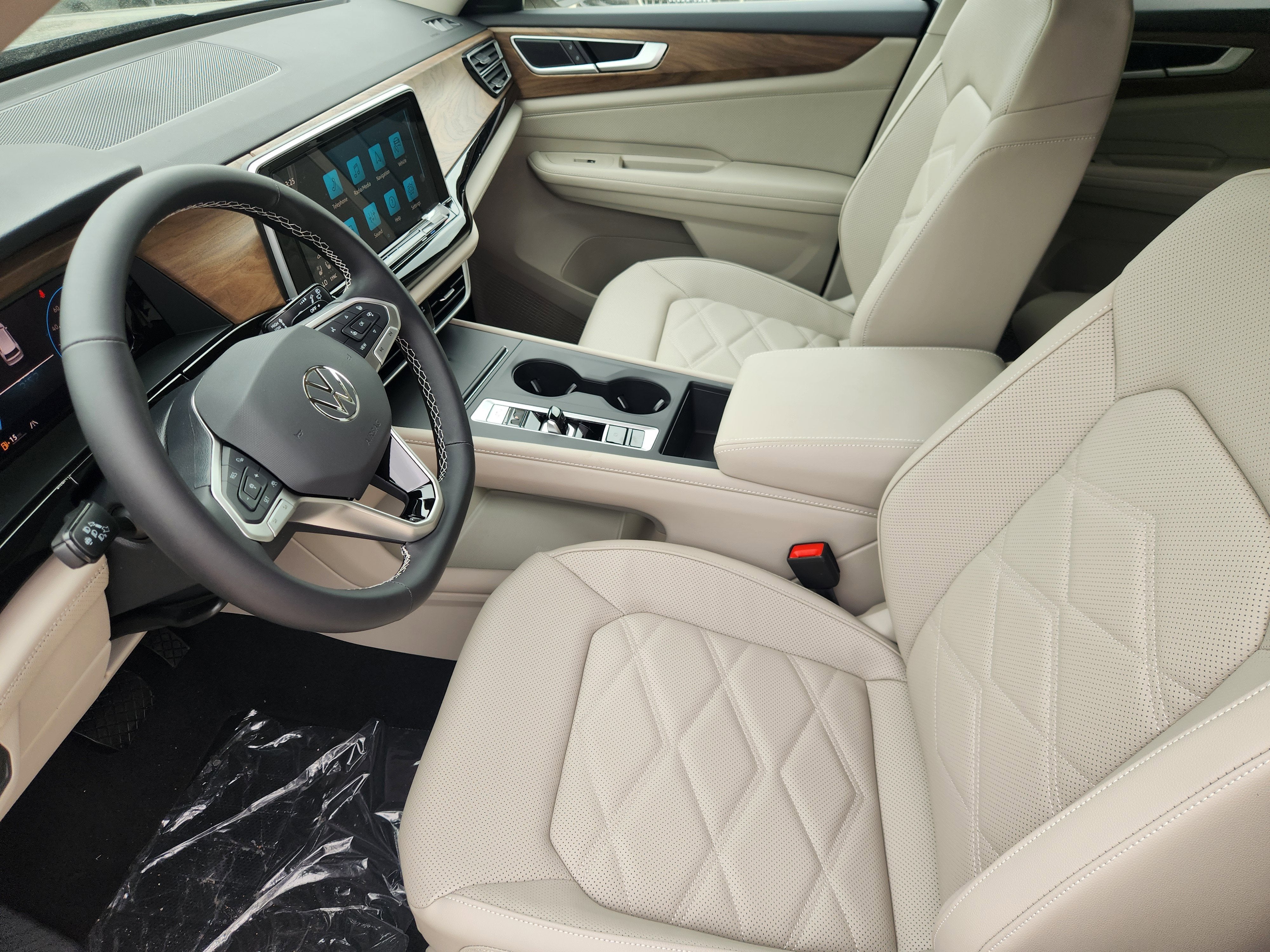 2026 Volkswagen Atlas 2.0T SE