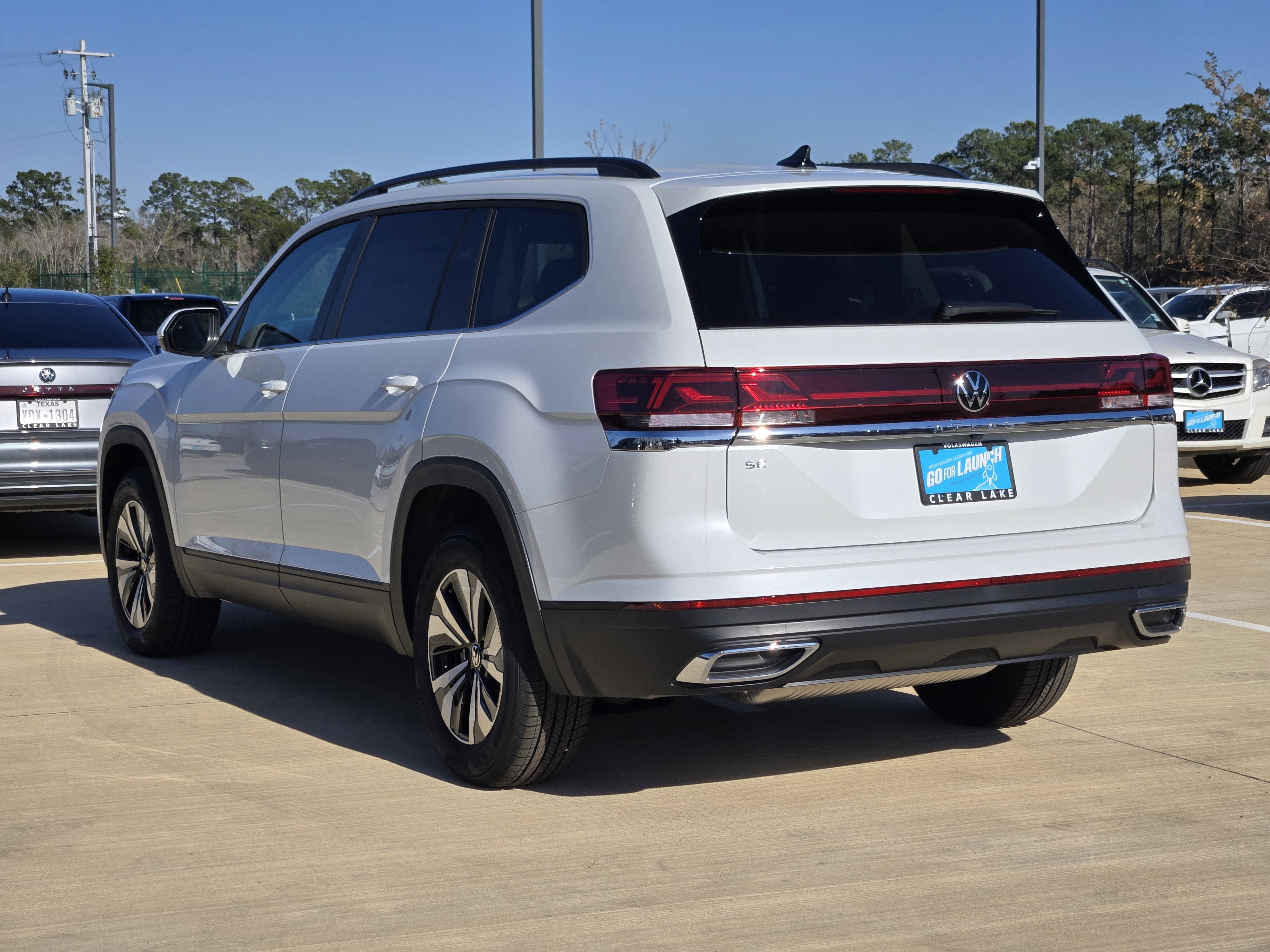 2026 Volkswagen Atlas 2.0T SE