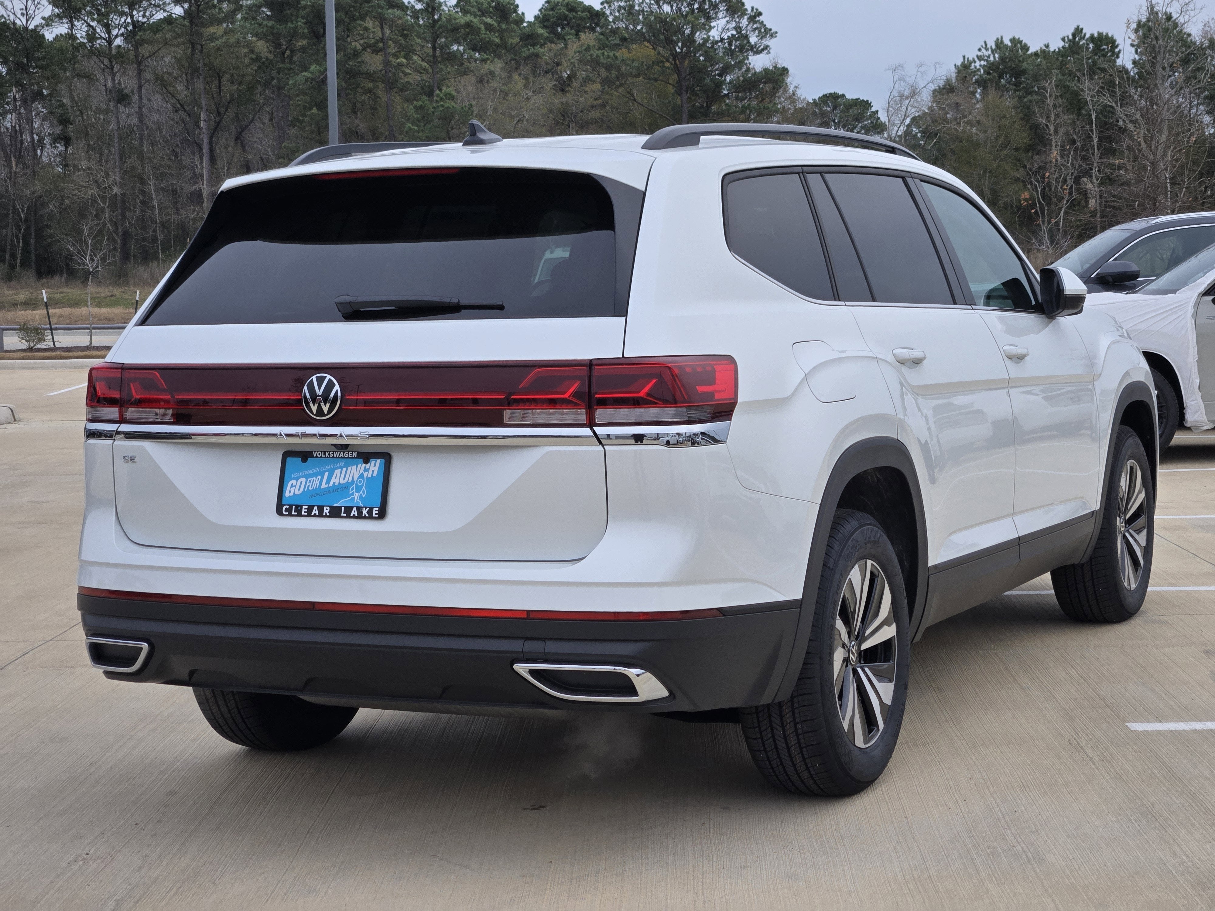 2026 Volkswagen Atlas 2.0T SE