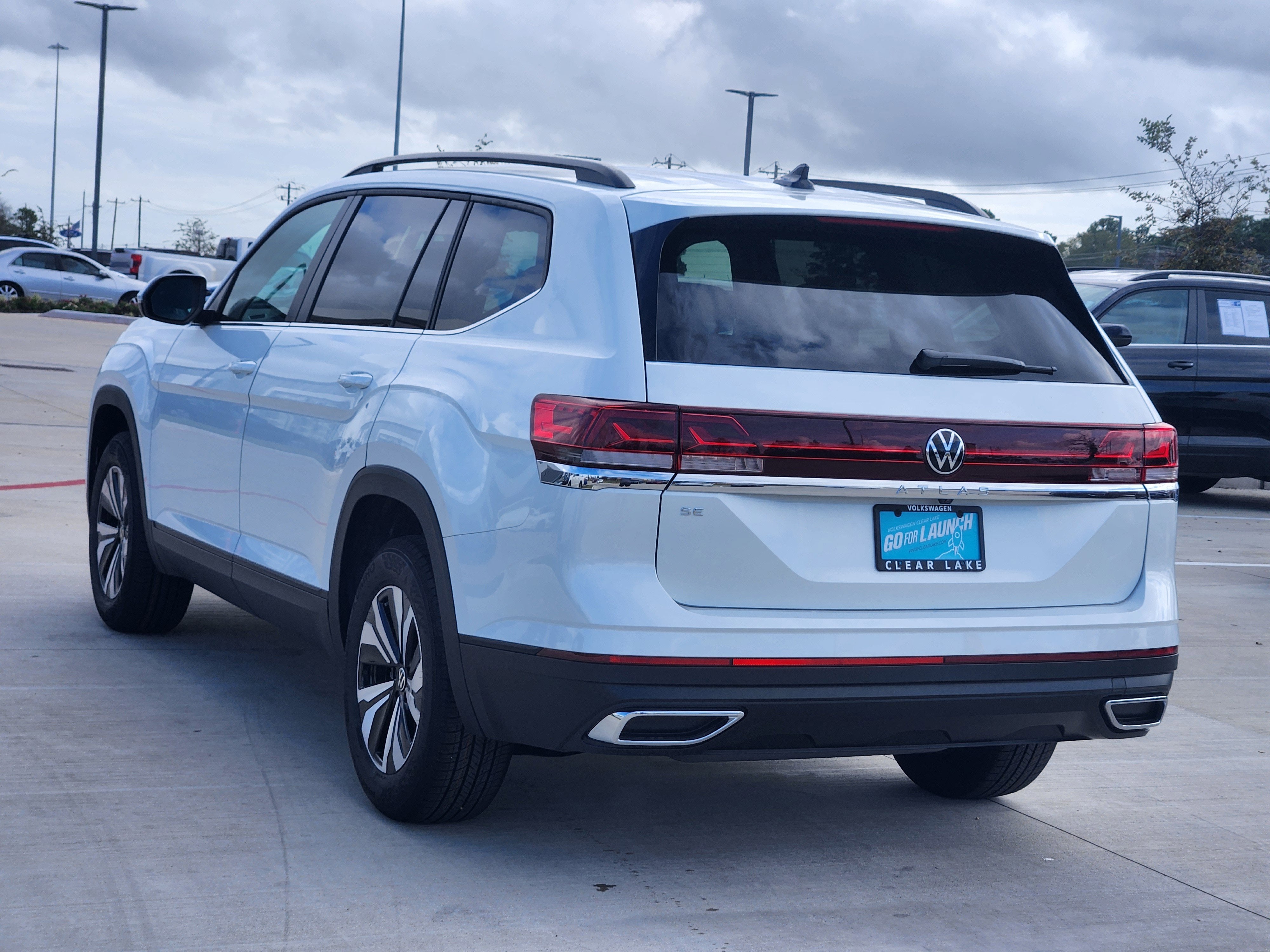 2026 Volkswagen Atlas 2.0T SE