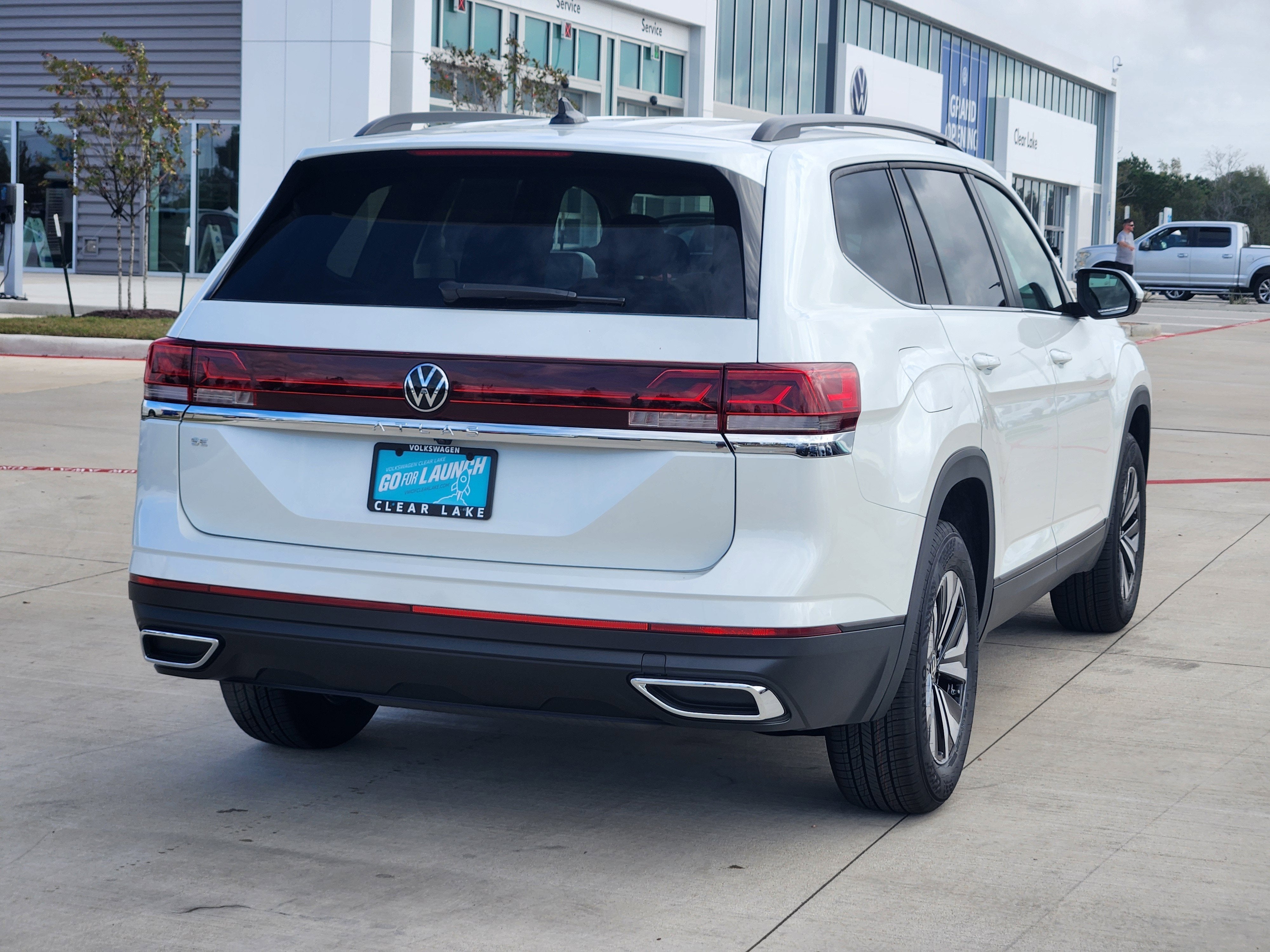 2026 Volkswagen Atlas 2.0T SE