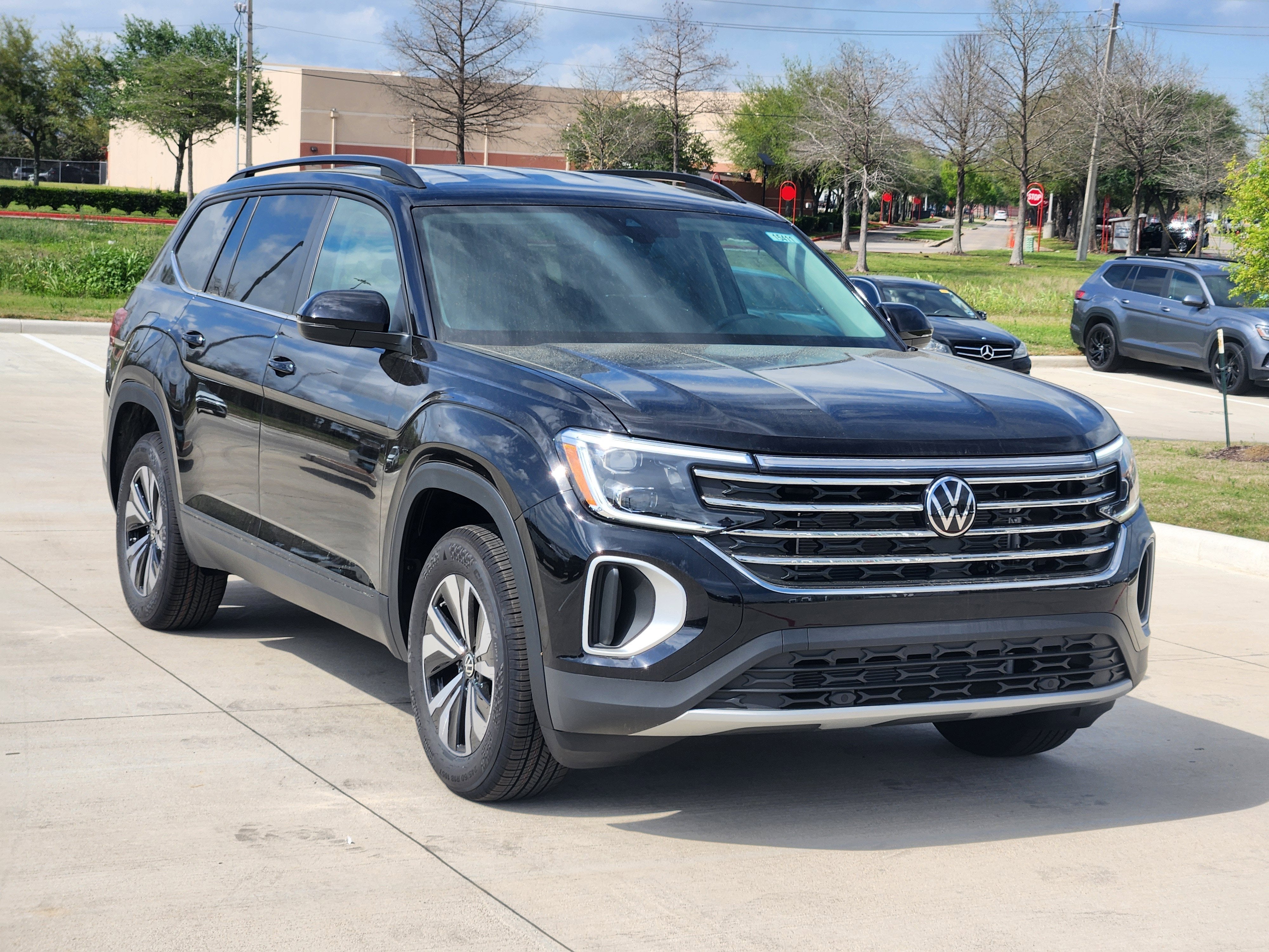 2026 Volkswagen Atlas 2.0T SE