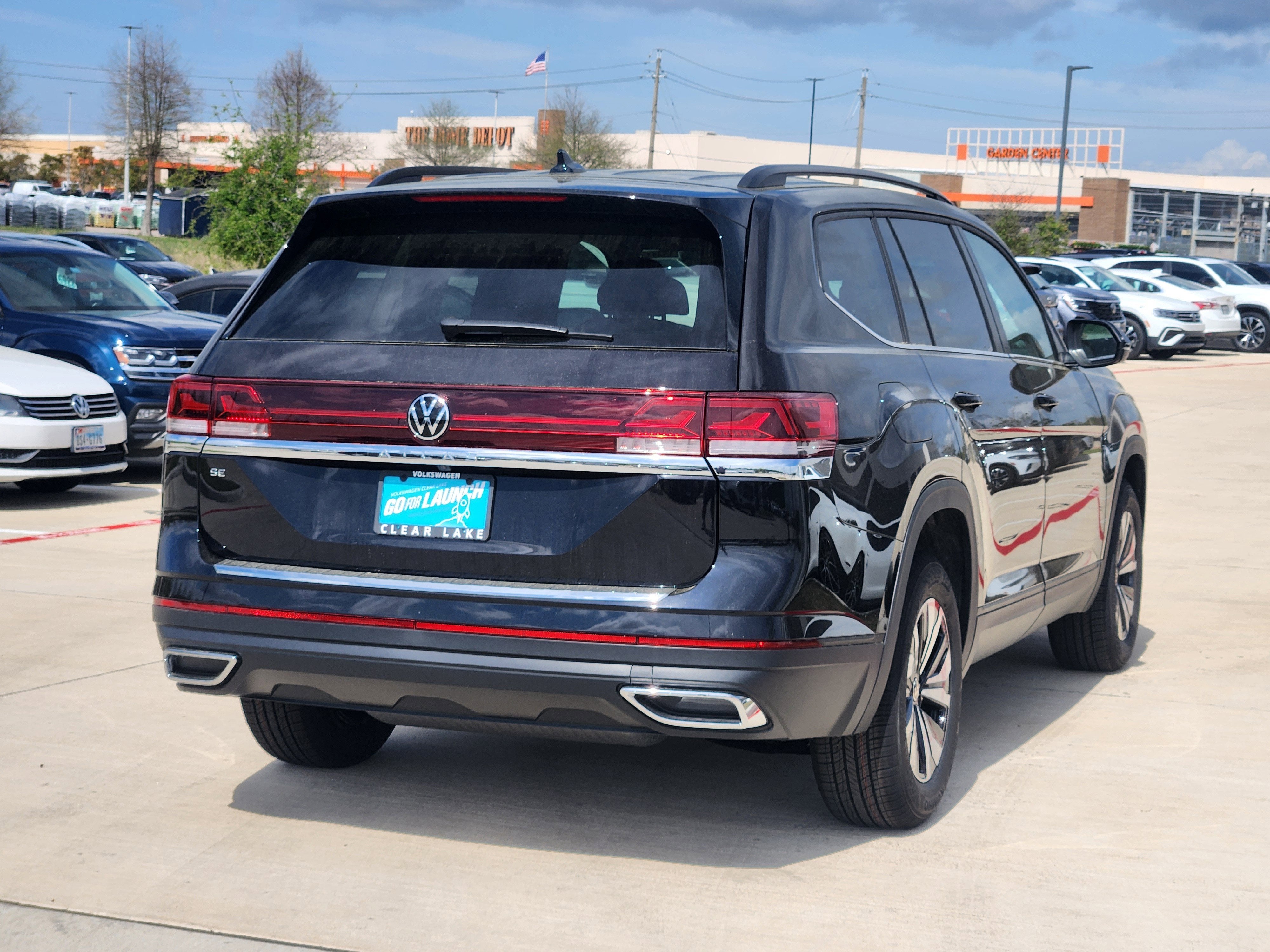 2026 Volkswagen Atlas 2.0T SE