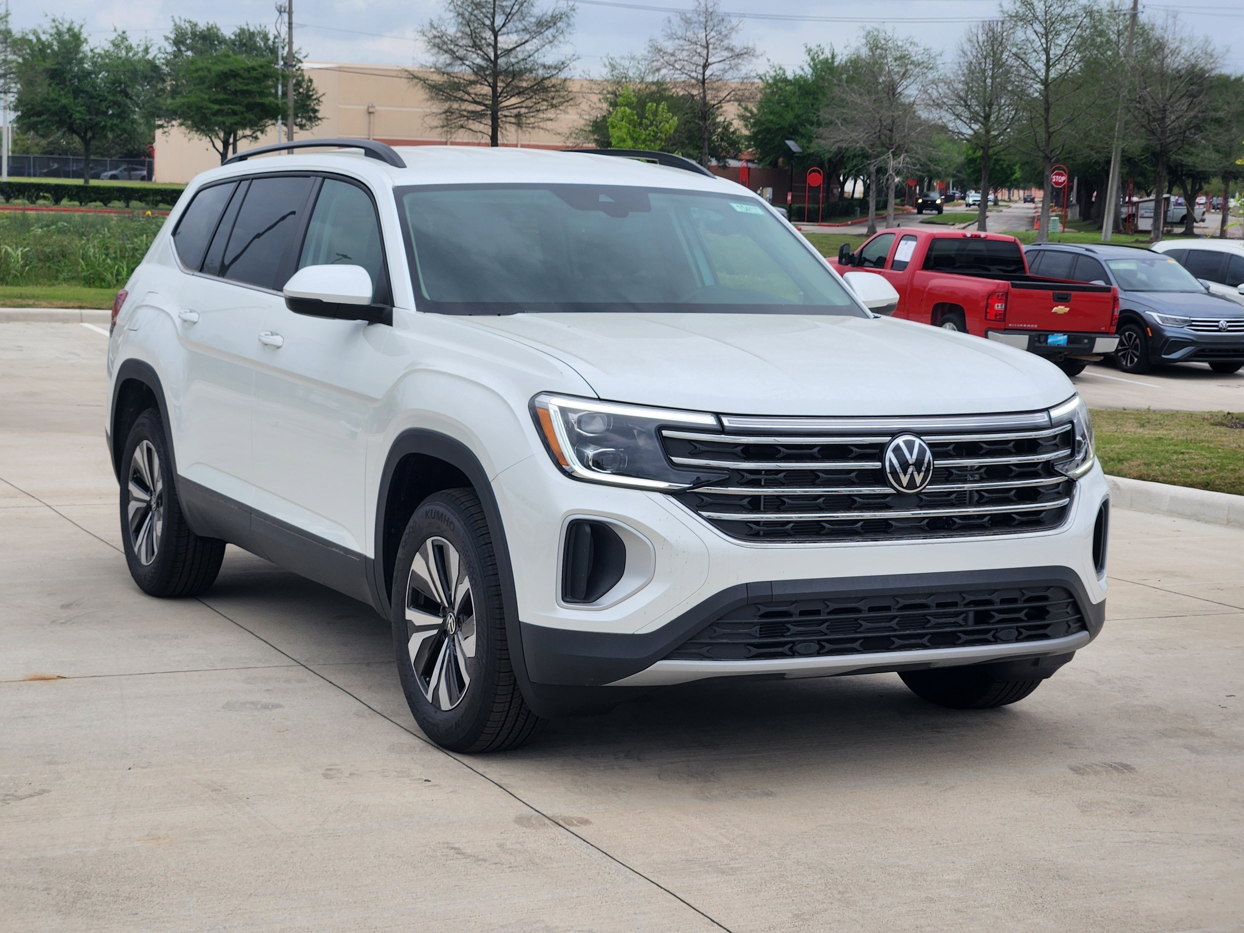 2026 Volkswagen Atlas 2.0T SE