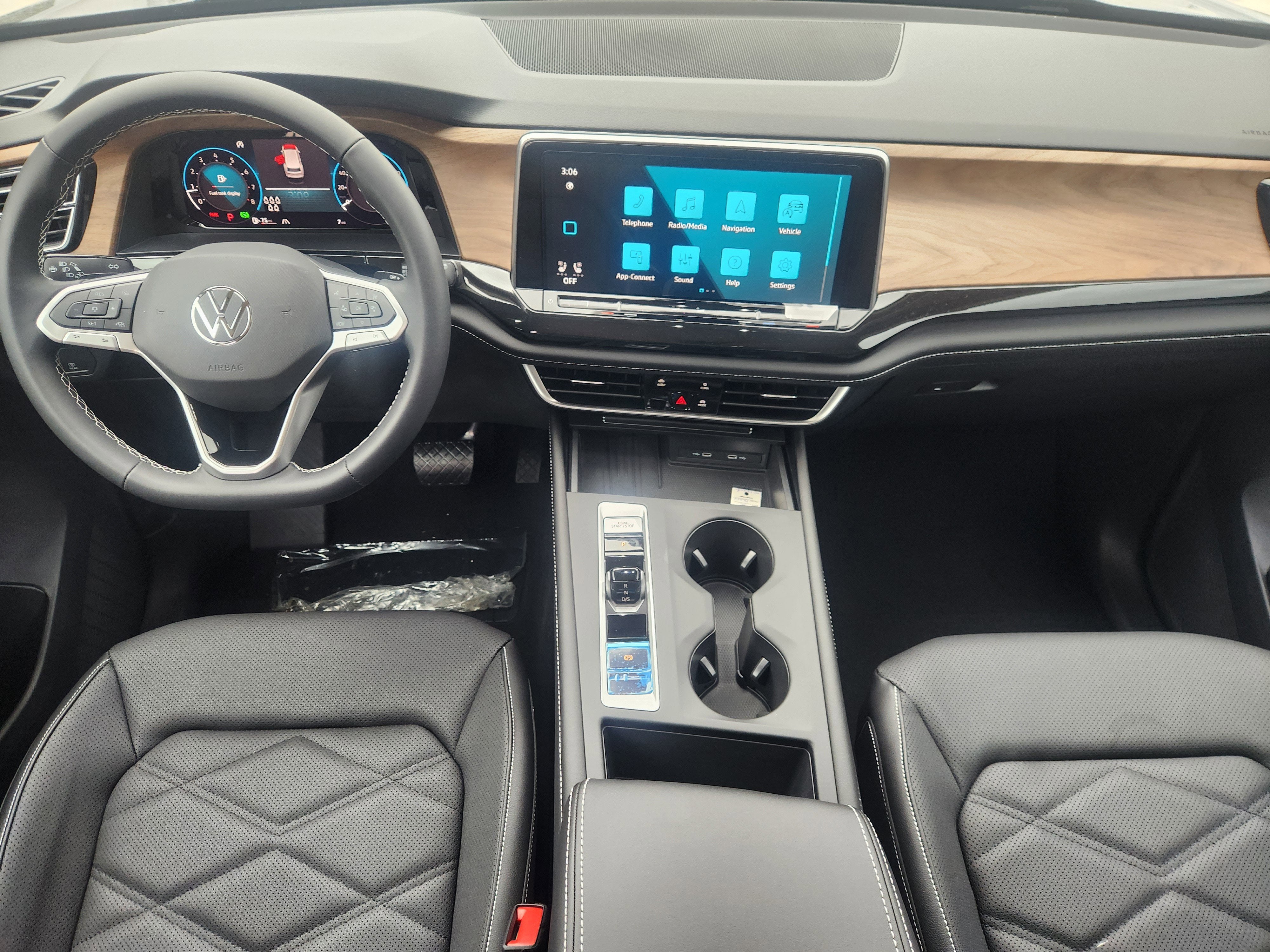 2026 Volkswagen Atlas 2.0T SE