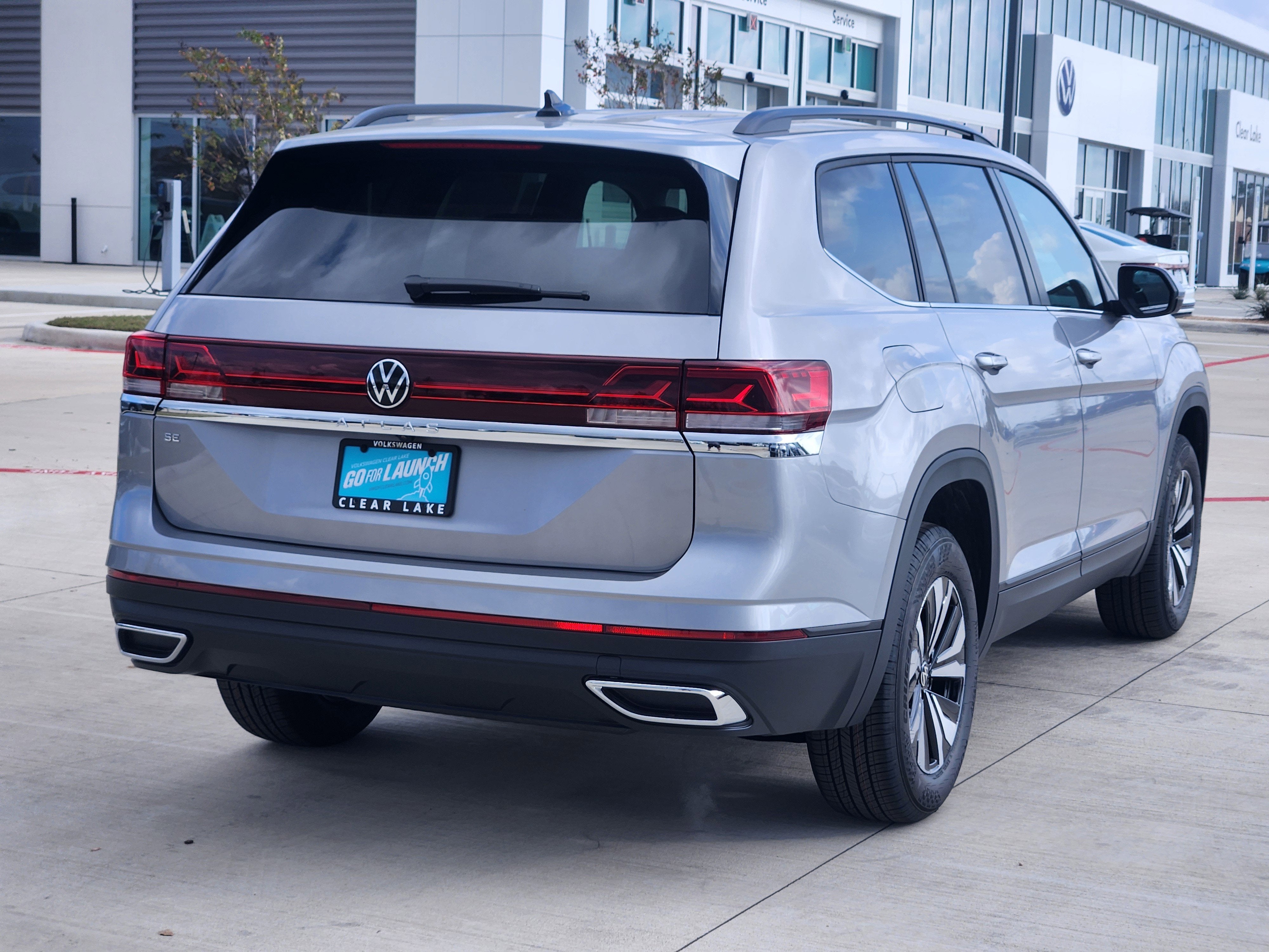 2026 Volkswagen Atlas 2.0T SE